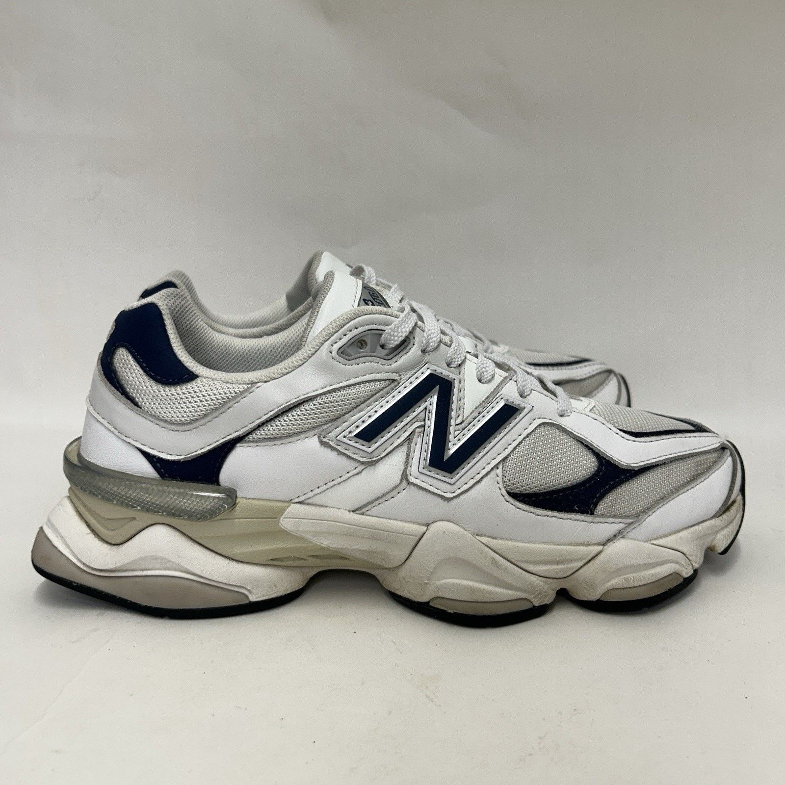 New Balance New Balance 9060 "White Navy” U9060VNB Size US 10.5 / EU 43-44 - 4 Thumbnail