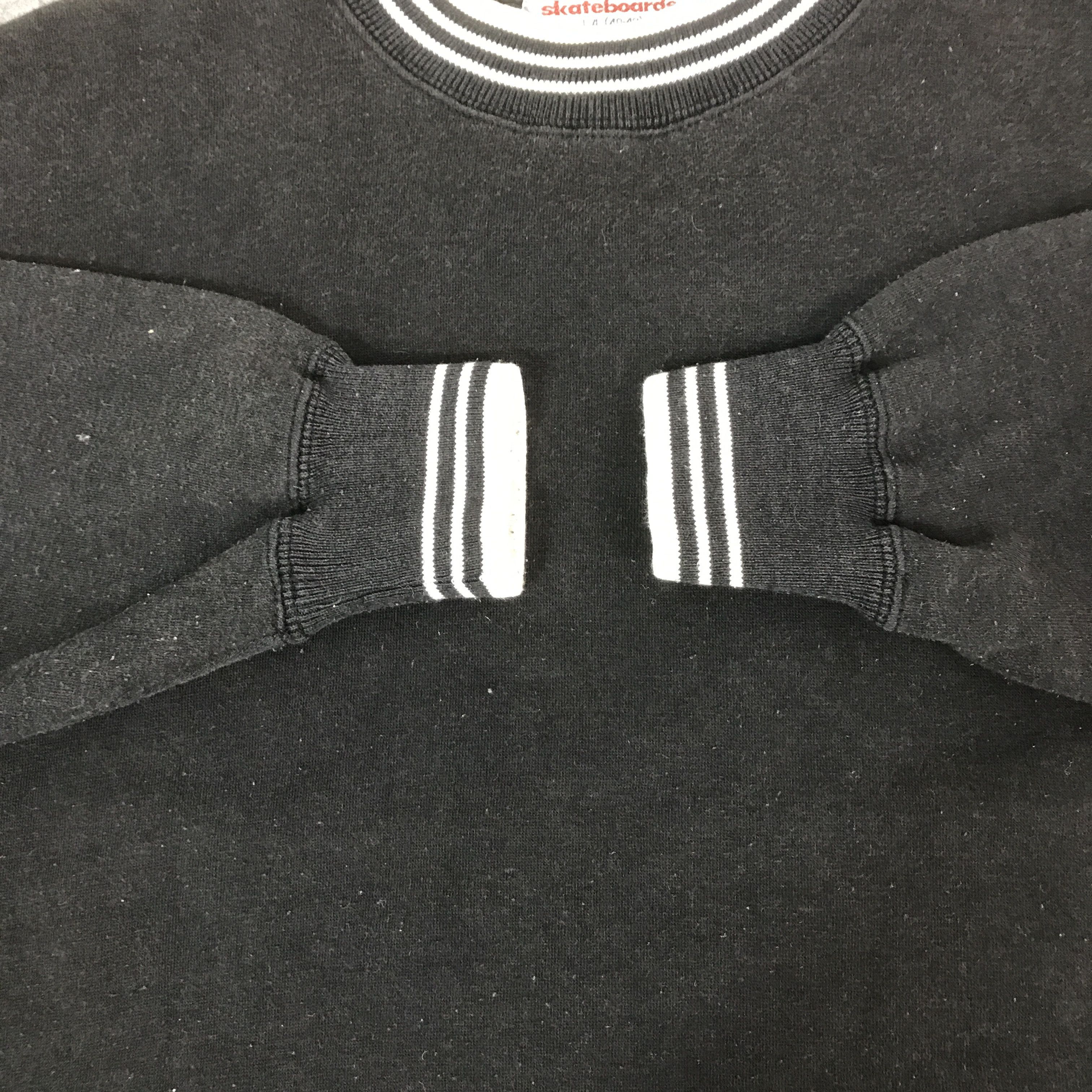 Japanese Brand BITCH SKATEBOARDS SWEATSHIRT K62B13 Size US M / EU 48-50 / 2 - 5 Thumbnail