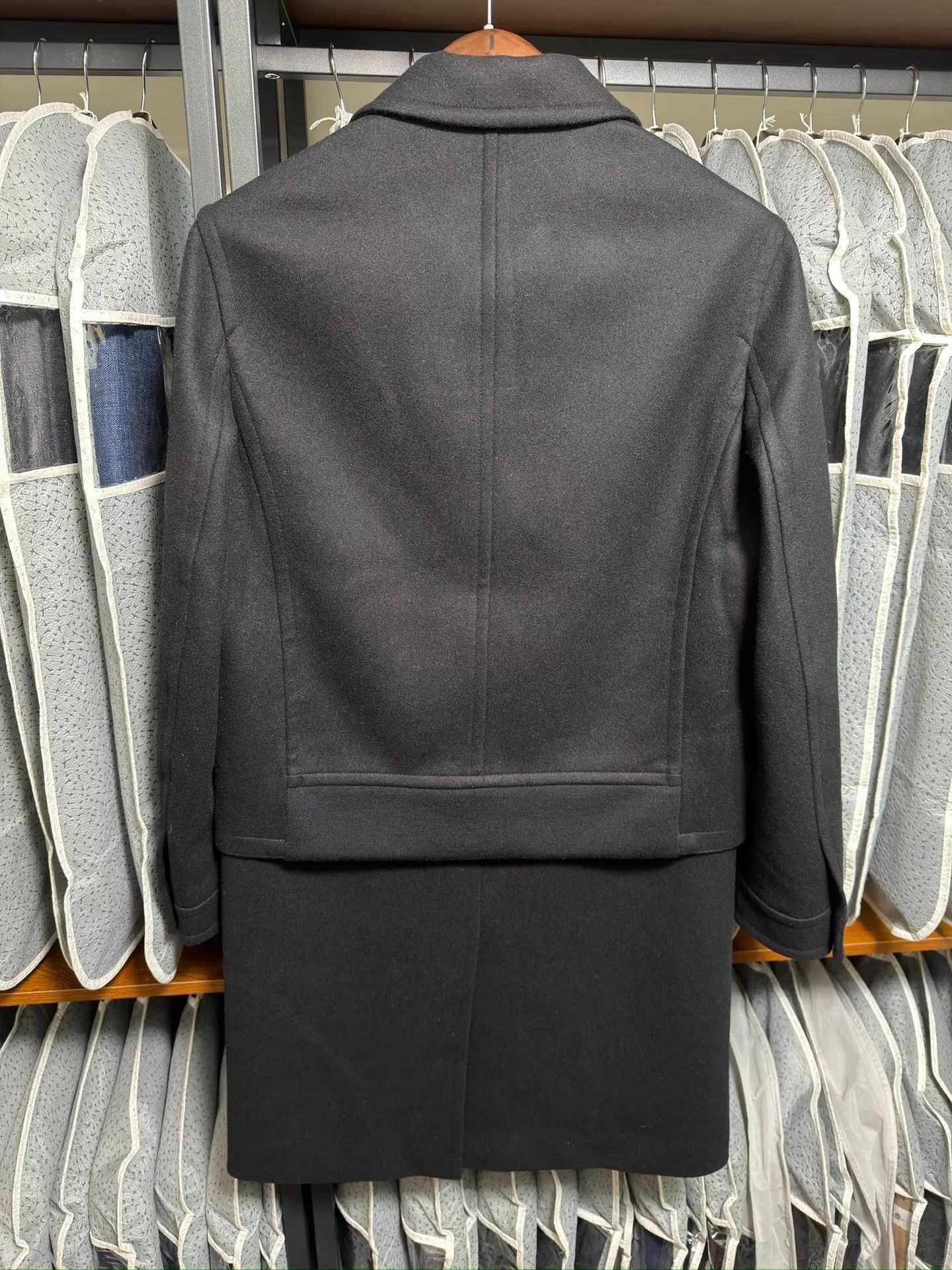 Neil Barrett Black Zip-Front Collared Coat Size M Size US XXS / EU 40 - 2 Thumbnail