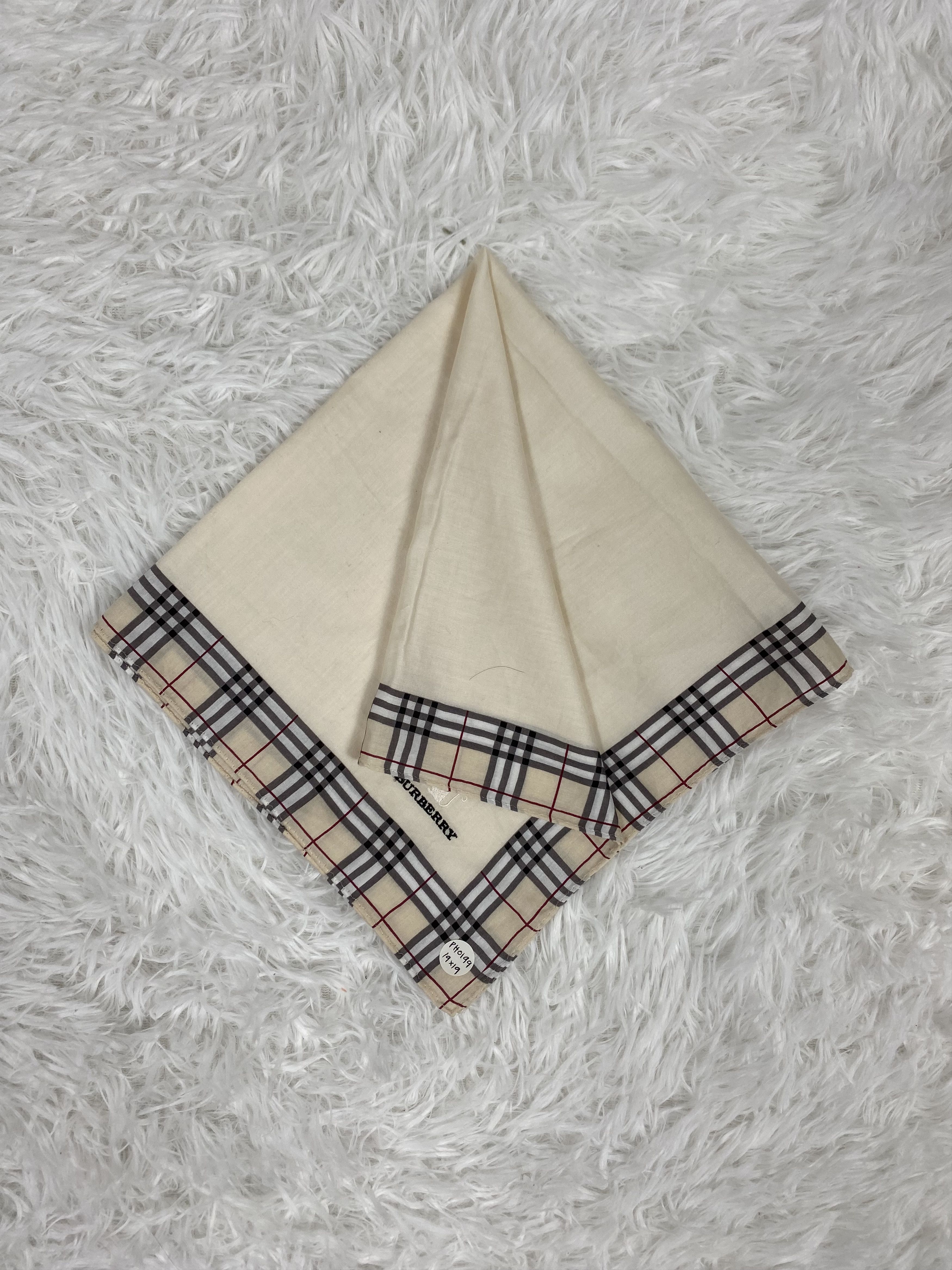 Burberry Vintage Burberry Handkerchief Neckerchief PH0199 Size ONE SIZE - 1 Thumbnail