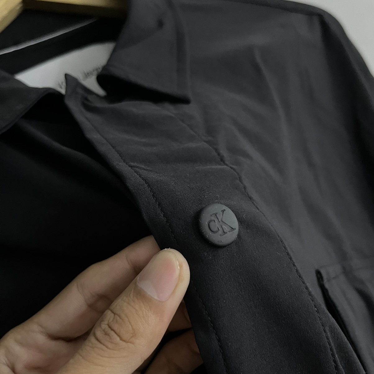 Calvin Klein Calvin Klein - Ls Nylon Button Up Shirt Size US L / EU 52-54 / 3 - 6 Thumbnail