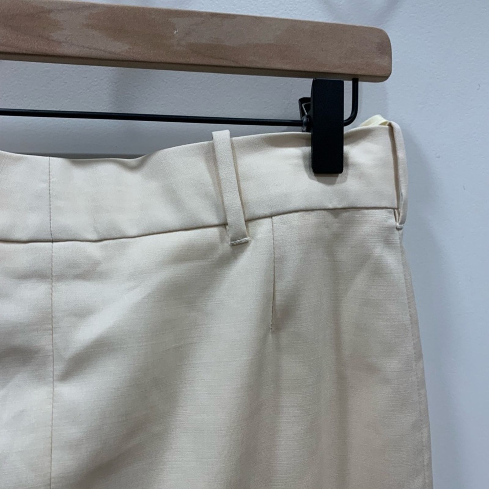 Gucci Vintage Gucci Tom Ford Beige Tan Knee Length Skirt NWT 38 2 Size 26" / US 2 / IT 38 - 6 Thumbnail