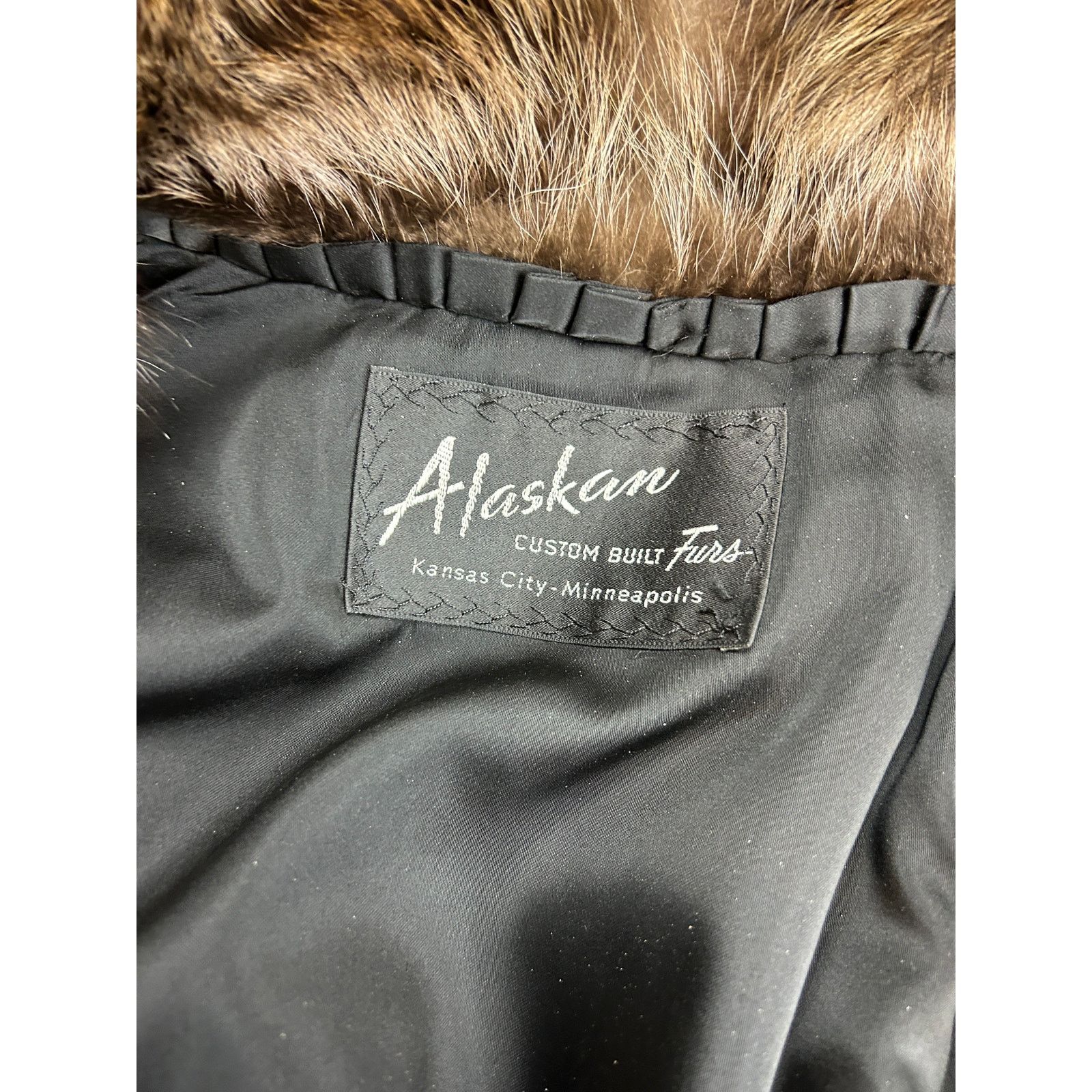 Other Vintage Raccoon Fur Coat Dior Lined by Alaskan Custom Furs Size XL / US 12-14 / IT 48-50 - 6 Thumbnail