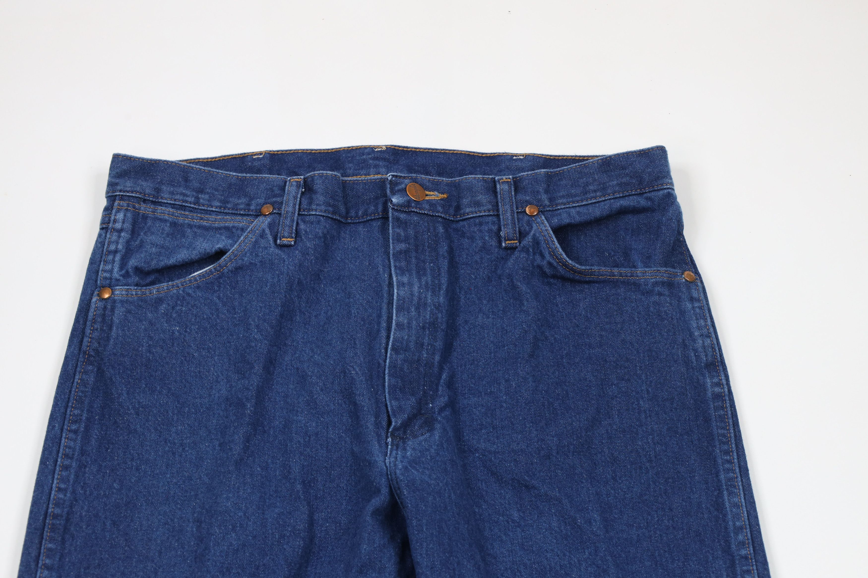 Vintage × Wrangler Vintage 90s Wrangler Spell Out Straight Leg Denim Jeans Blue Size US 35 - 2 Thumbnail