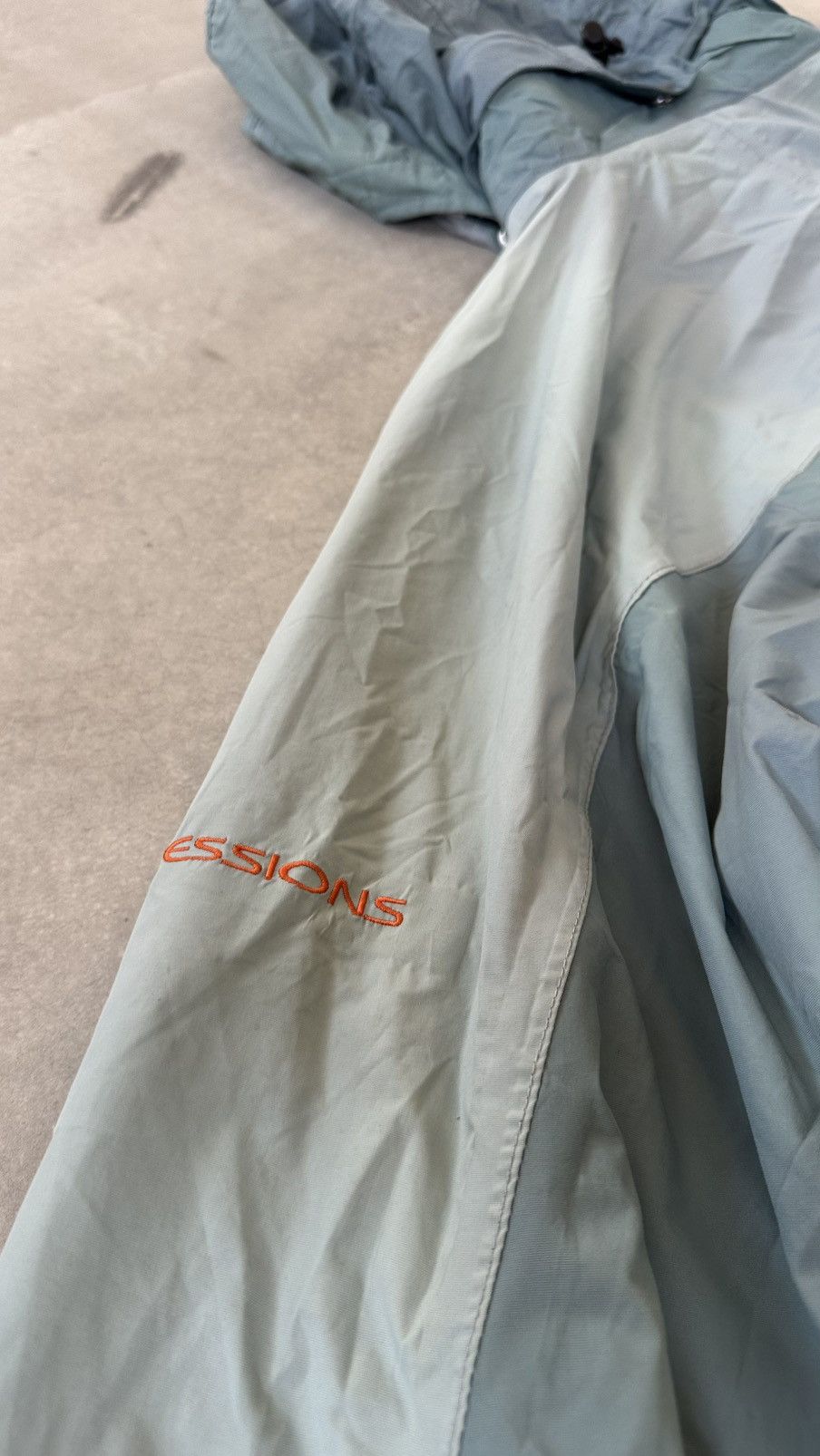 Sessions VIBTAGE SESSIONS SNOWBOARD RIDGE SERIES GORPCORE WINDBREAKER Size US L / EU 52-54 / 3 - 15 Thumbnail