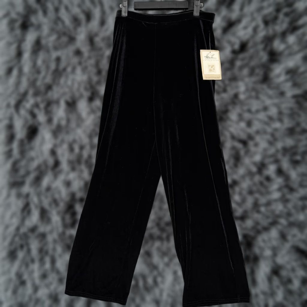 Vintage VINTAGE Kathie Lee Collection Velvet Pants Black M Women Dress Pants Pull On Elastic Waist 31x29 Straight Leg Size 32" / US 10 / IT 46 - 1 Thumbnail