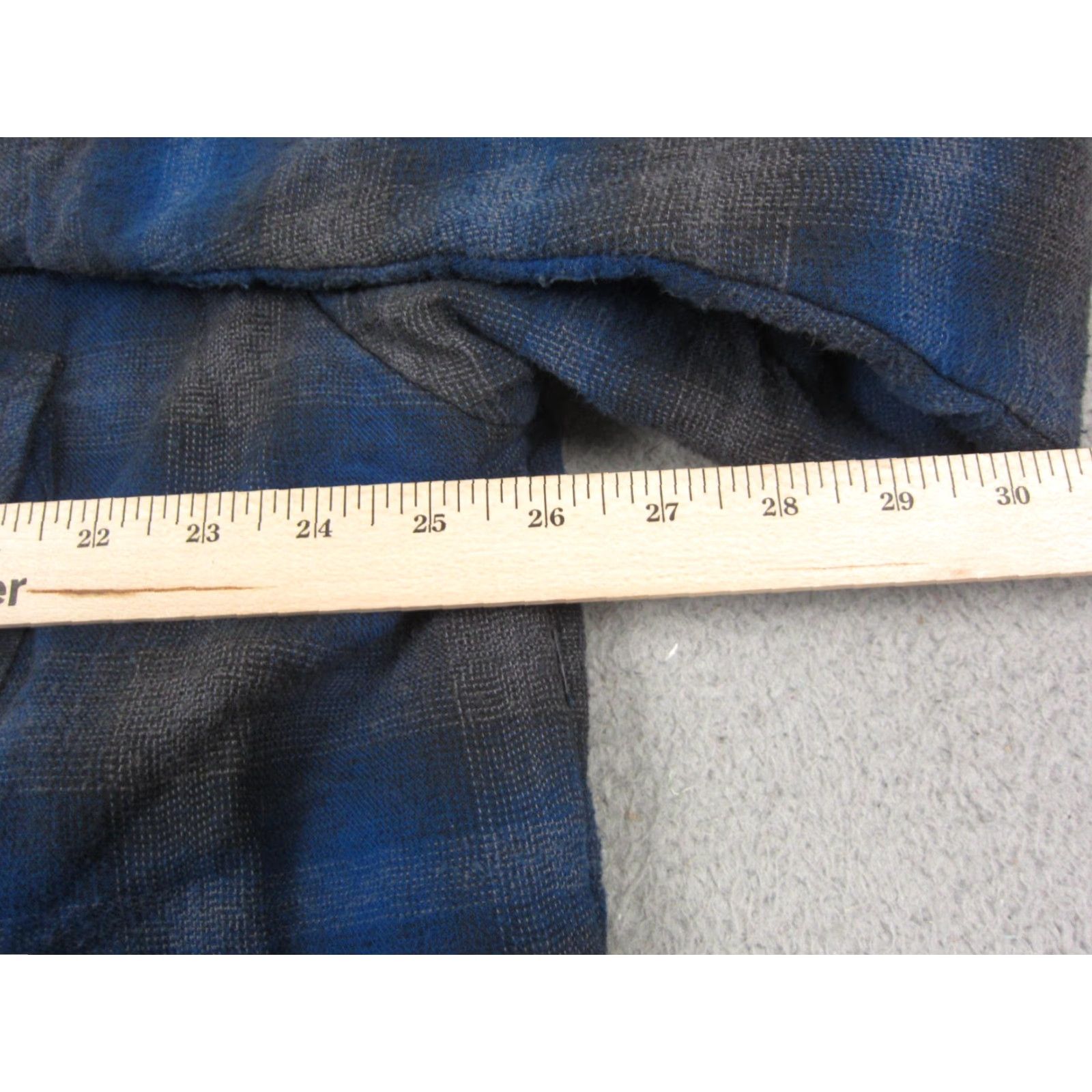 Vintage VINTAGE Towncraft Shirt Mens XL Blue Plaid 80s Shacket Lined Button-Up Casual Workwear Winter Spring Summer Fall Mens Size US M / EU 48-50 / 2 - 5 Thumbnail