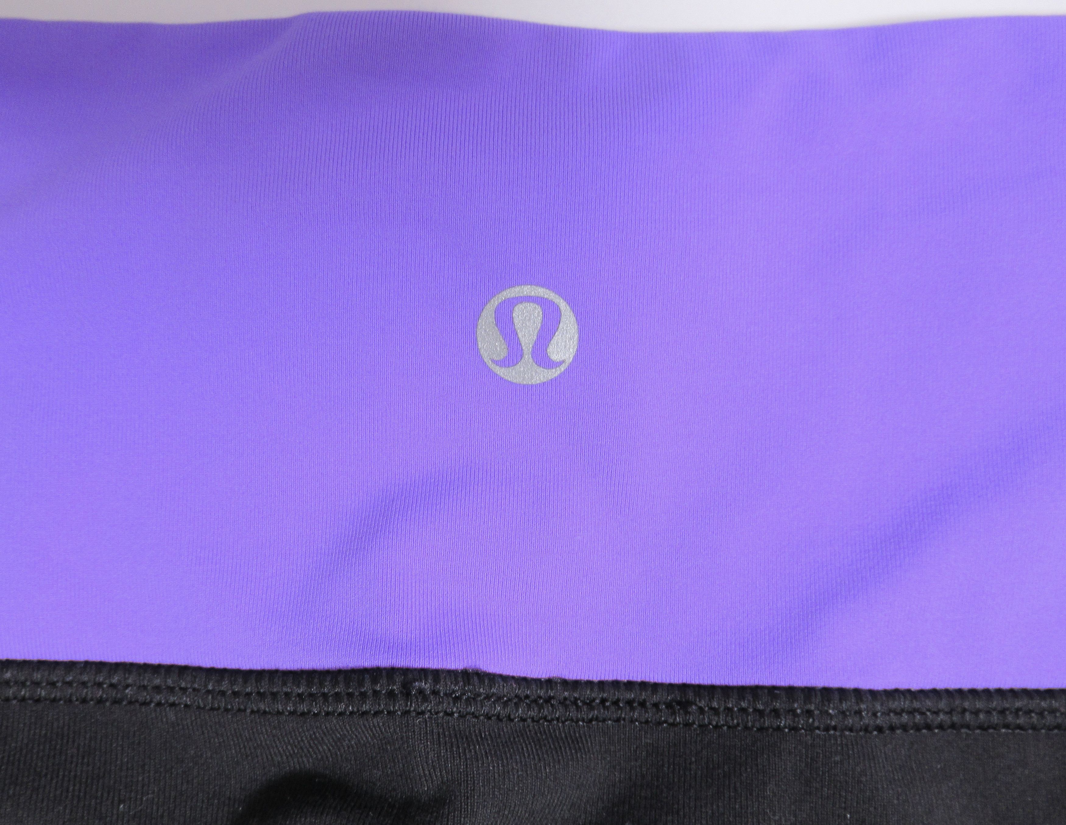 Lululemon Lululemon Women's Activewear Crop Black & Purple Size 6 Size 28" / US 6 / IT 42 - 9 Thumbnail