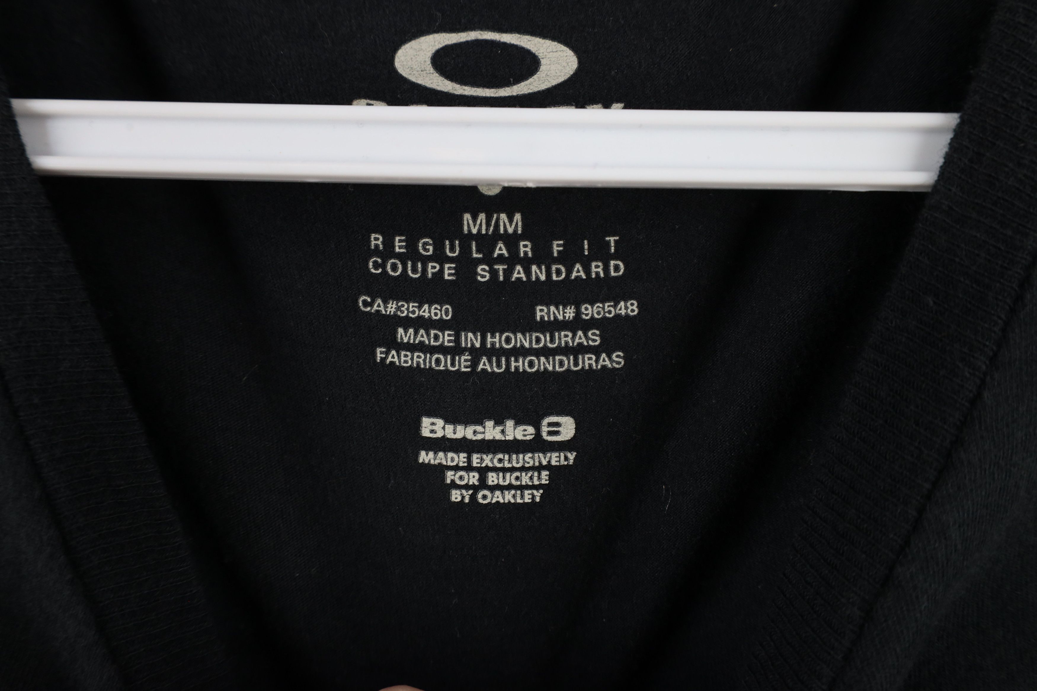 Oakley × Vintage Vintage Oakley Faded Big O Logo Short Sleeve T-Shirt Black Size US M / EU 48-50 / 2 - 6 Thumbnail