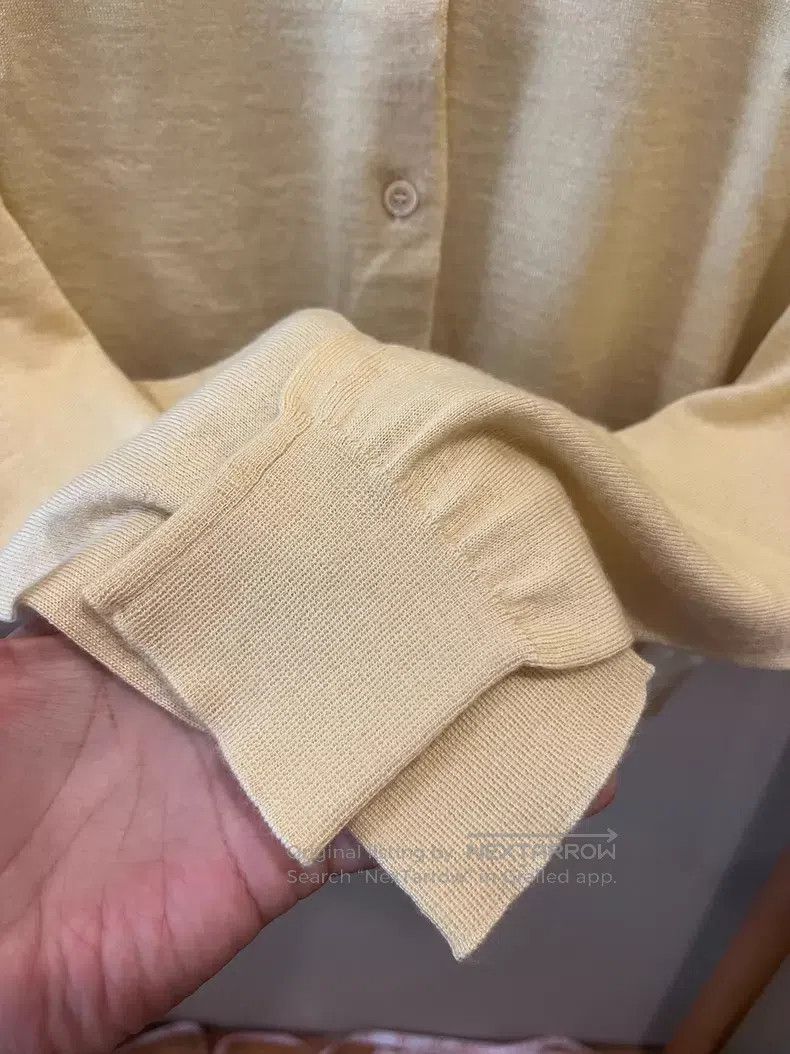 Loro Piana Loro Piana Goose Yellow Cashmere Cardigan Size XS / US 0-2 / IT 36-38 - 3 Thumbnail