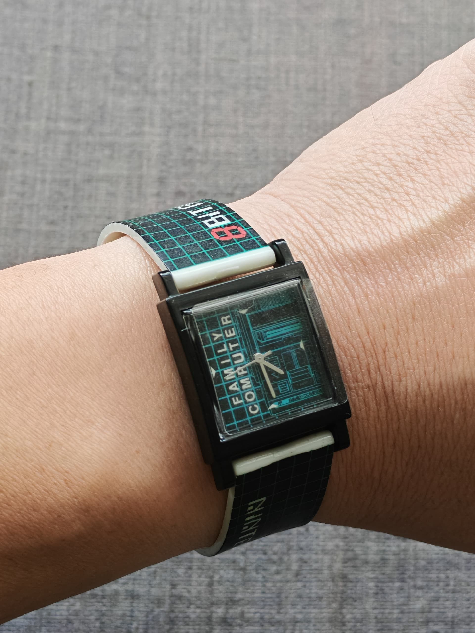 Other BANPRESTO Nintendo Famicom Rare Limited edition Wrist watch Size ONE SIZE - 8 Thumbnail