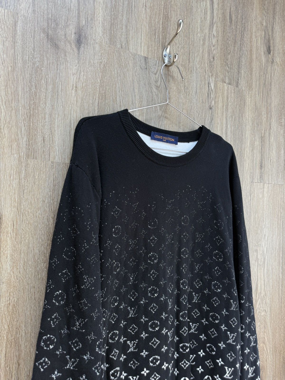 Louis Vuitton Louis Vuitton Monogram Crewneck Size US M / EU 48-50 / 2 - 2 Thumbnail