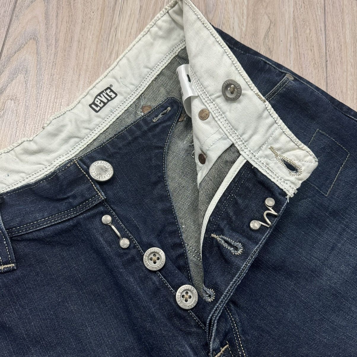 Levi's Rare Levi’s Y2K 3D Cinch Back Avant Garde Denim 3/4 Shorts Size US 30 / EU 46 - 12 Thumbnail