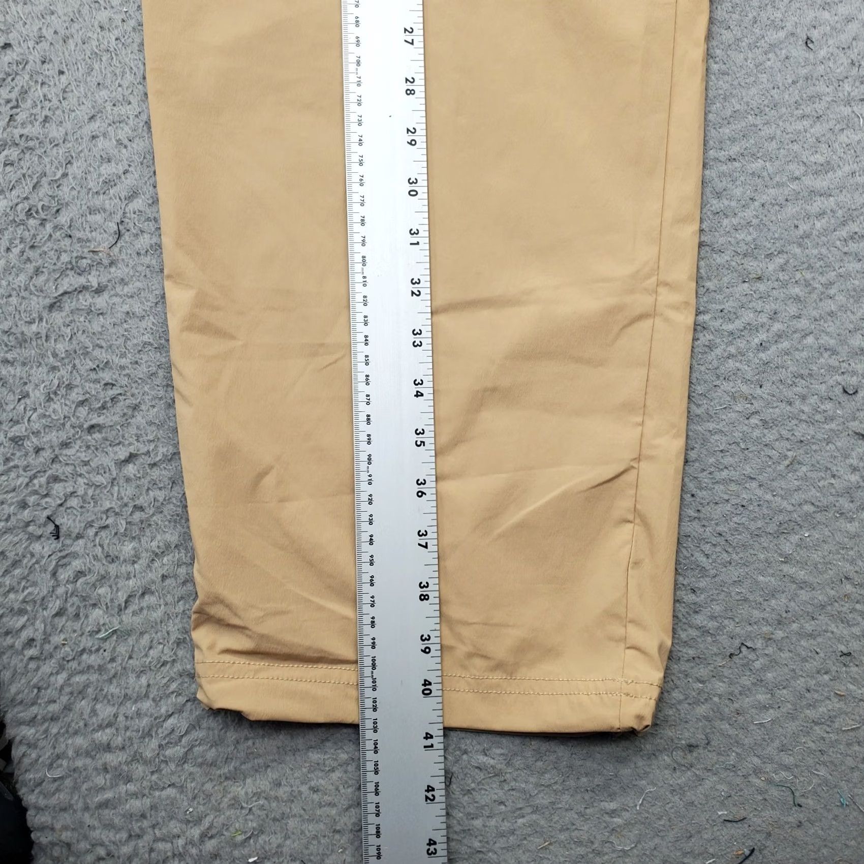 Logo 7 ColumbiaBoundless Trek Cargo Pants Womens XL Tan Relaxed Fit Straight Logo Pants Womens XL Tan Columbia Boundless Trek Cargo Pants Logo Size 40" / US 18 - 3 Thumbnail