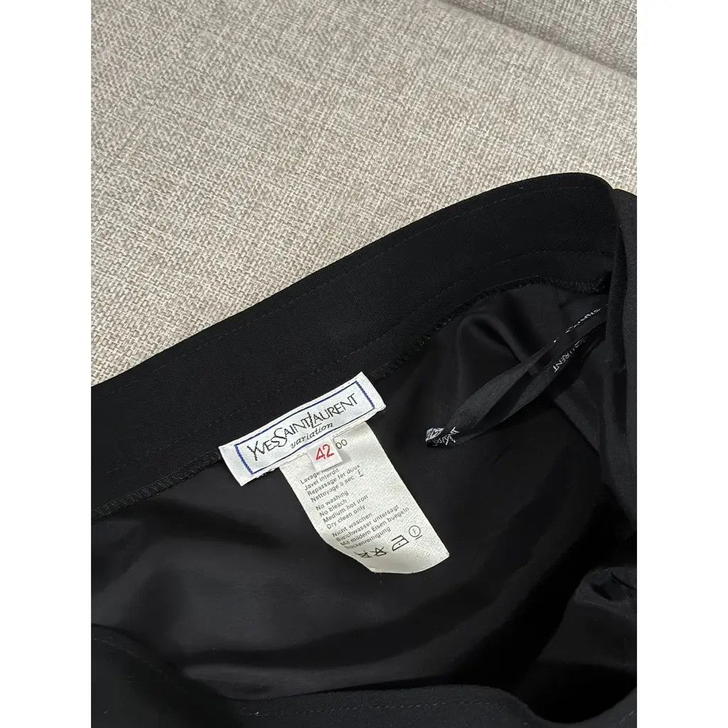 Yves Saint Laurent Yves Saint Laurent Vintage Black Skirt Suit Set Size FR42 Size 30" / US 8 / IT 44 - 10 Thumbnail