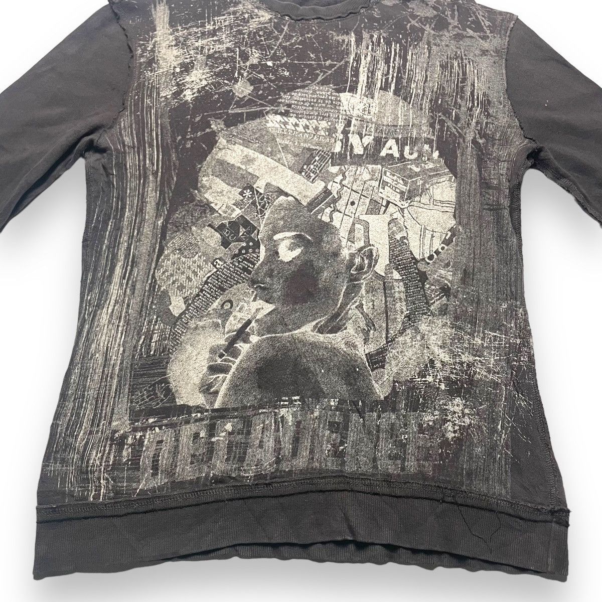 Codes Combine VINTAGE CODES COMBINE FOR MEN DISTRESSED LONG SLEVEE TSHIRT Size US L / EU 52-54 / 3 - 5 Thumbnail