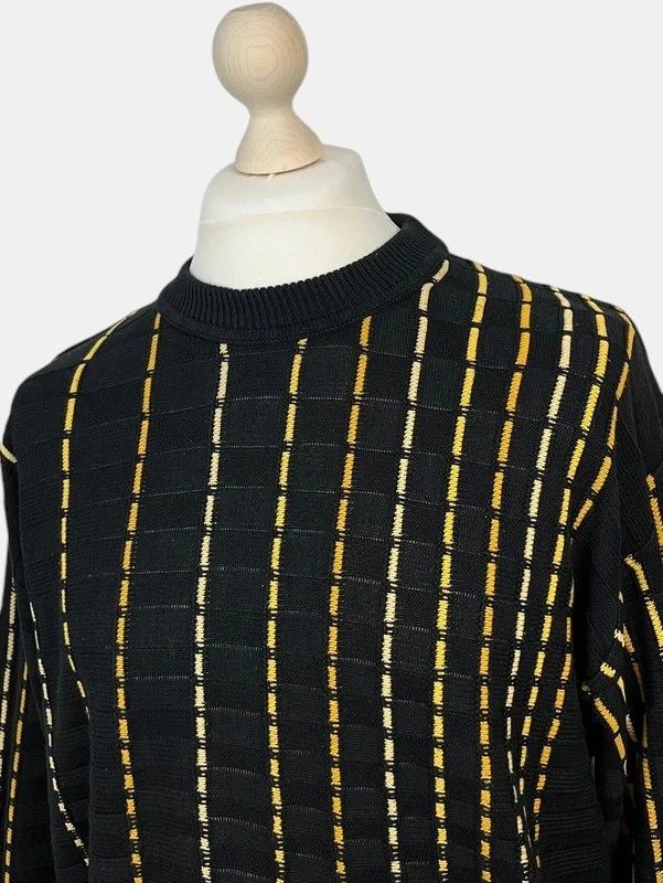 Carlo Colucci Vintage 90s Carlo Colucci Black Coogi Style Knit Sweater Size US XL / EU 56 / 4 - 3 Thumbnail