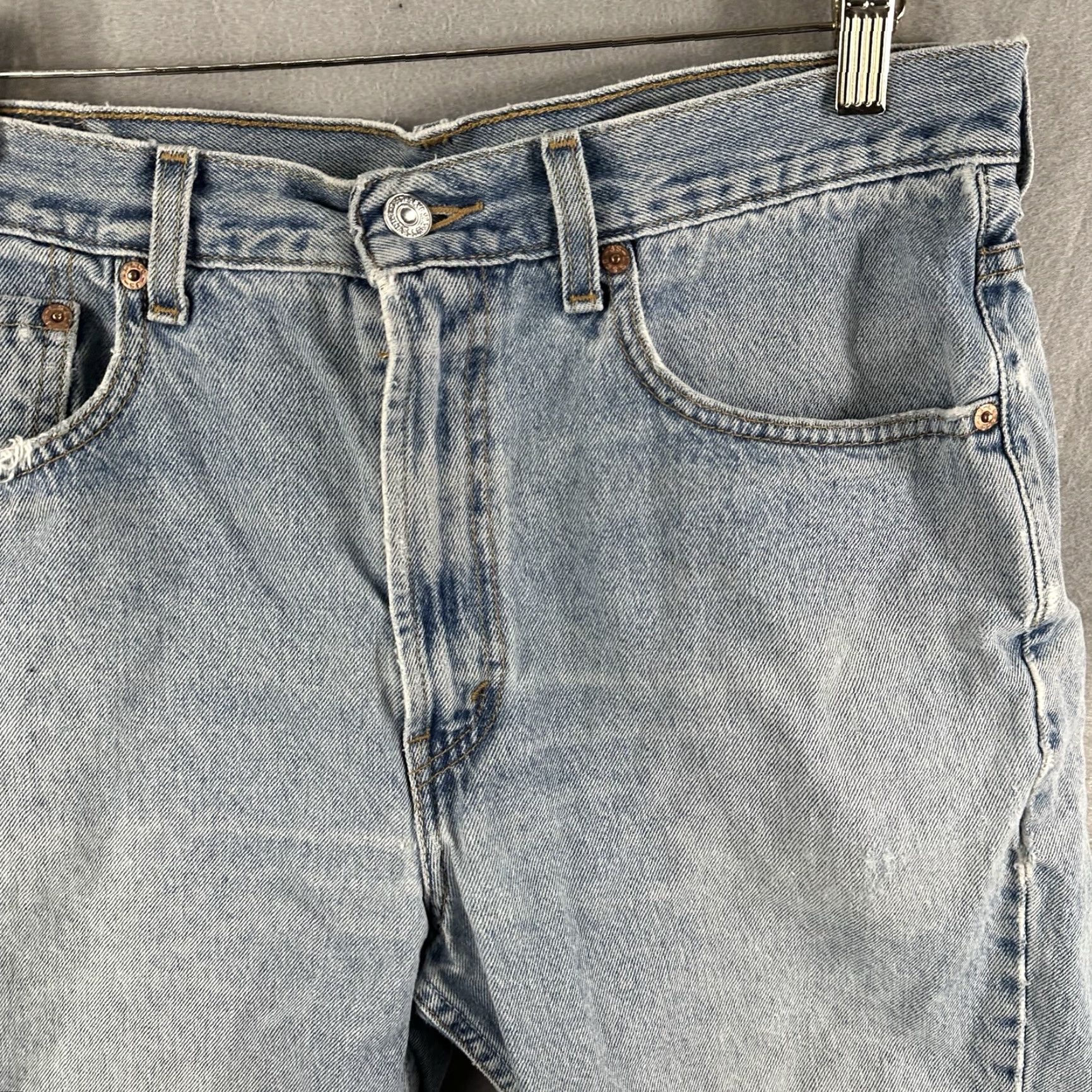 Levi's VINTAGE Levi's 505 Denim Jean Shorts Mens 34 Light Blue Regular Fit Y2K 2004 Summer Jorts Size US 34 / EU 50 - 2 Thumbnail