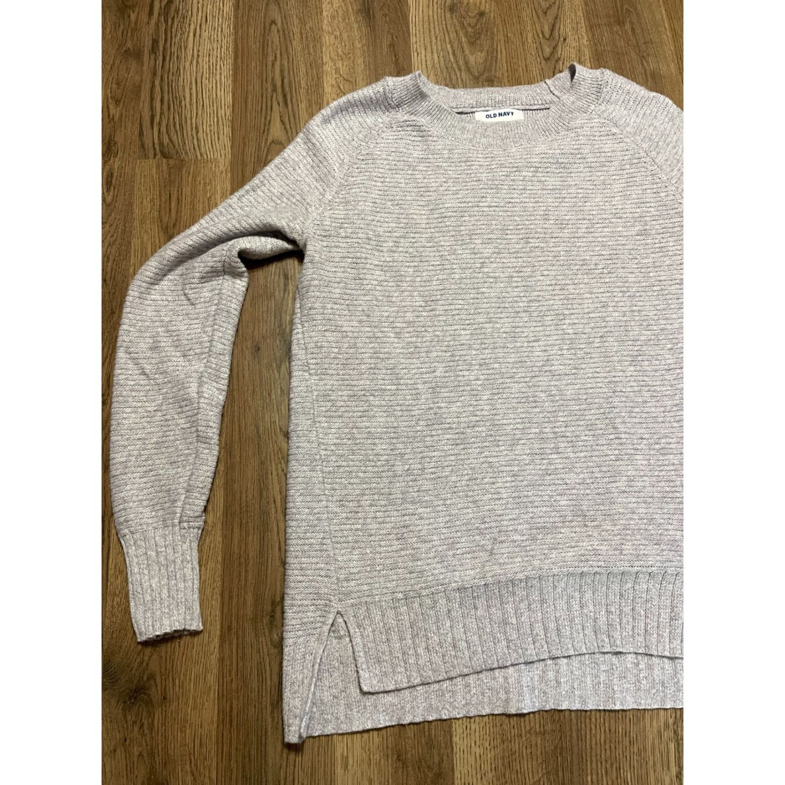 Old Navy Old Navy Shirt Women’s Small Gray Long Sleeve Crew Neck T-Shirt Casual Regular Pullover Size S / US 4 / IT 40 - 3 Thumbnail