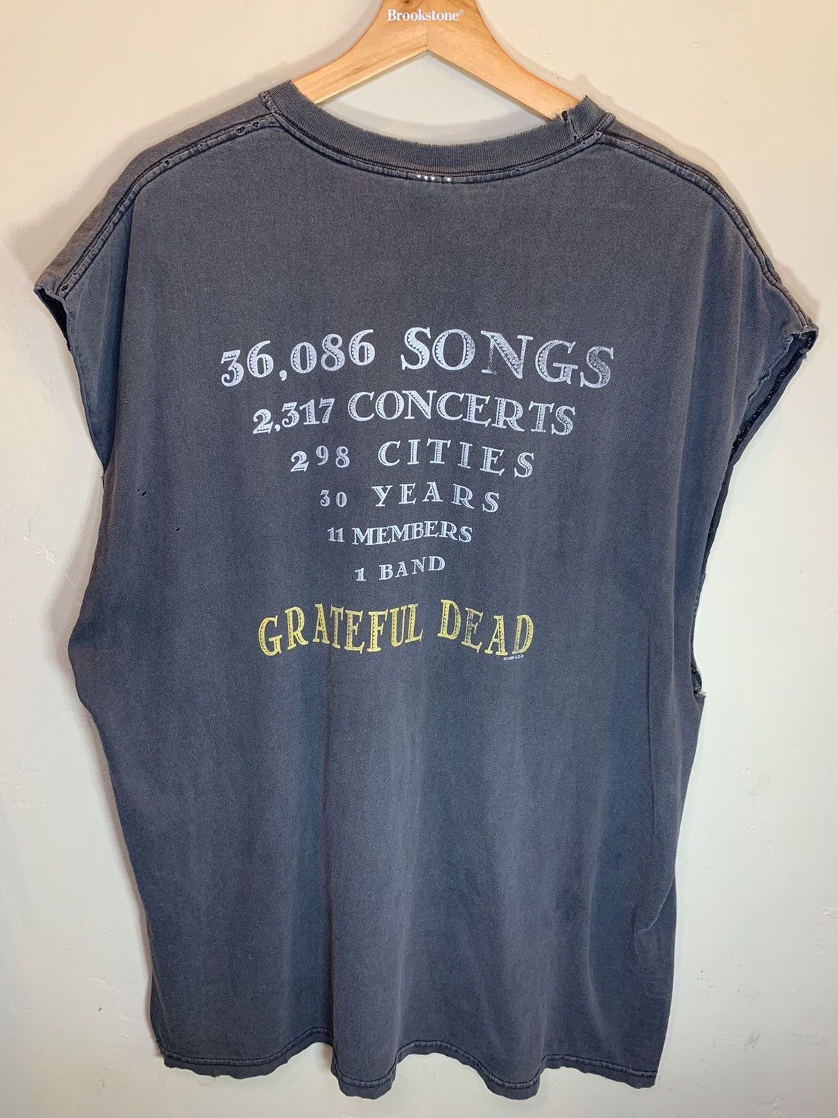 Grateful Dead *RARE* Vintage 90’s Grateful Dead 30 Year Anniversary Cutoff Size US XXL / EU 58 / 5 - 2 Thumbnail