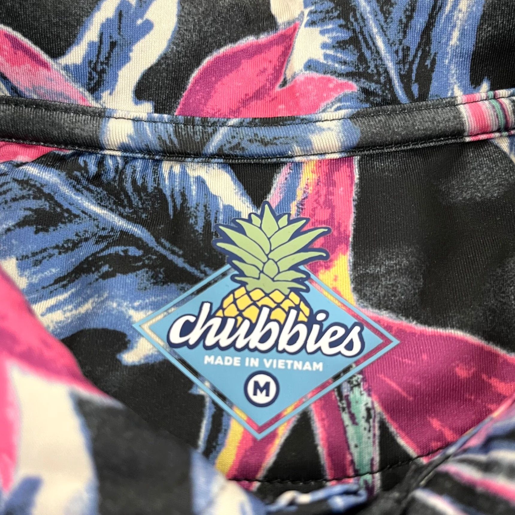Chubbies CHUBBIES Polo Shirt Mens Medium Gray Pink Blue Floral Golf Performance Stretch Shirt Size US M / EU 48-50 / 2 - 4 Thumbnail