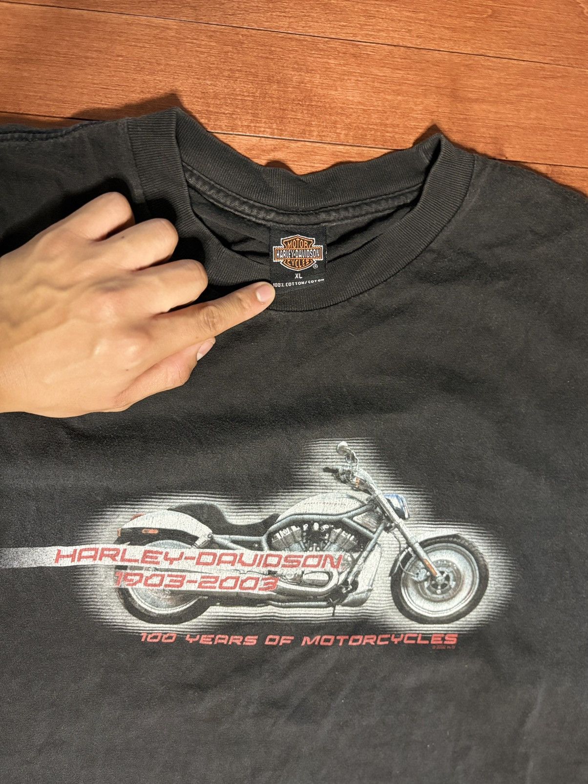 Harley Davidson Vintage 2002 Harley Davidson 1903-2003 Motorcycle Tee | $35 Size US XL / EU 56 / 4 - 4 Thumbnail