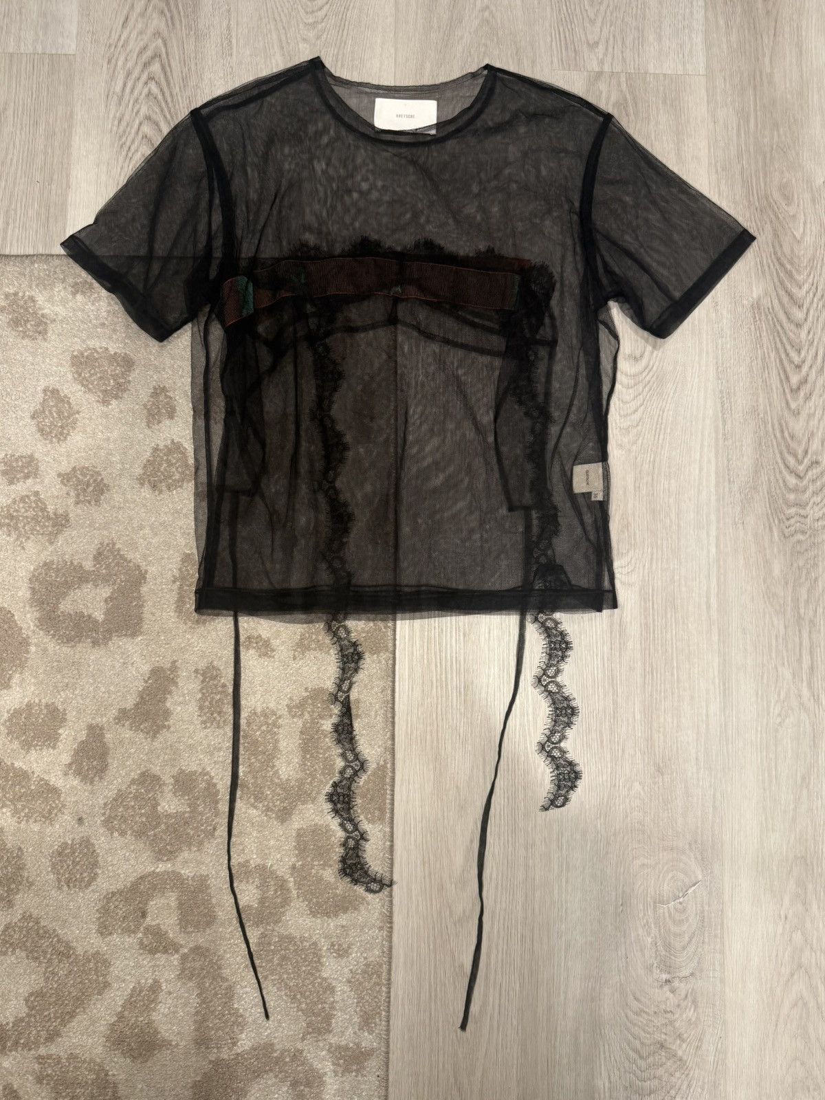 s/s 2022 quetsche lace mesh tee!!
