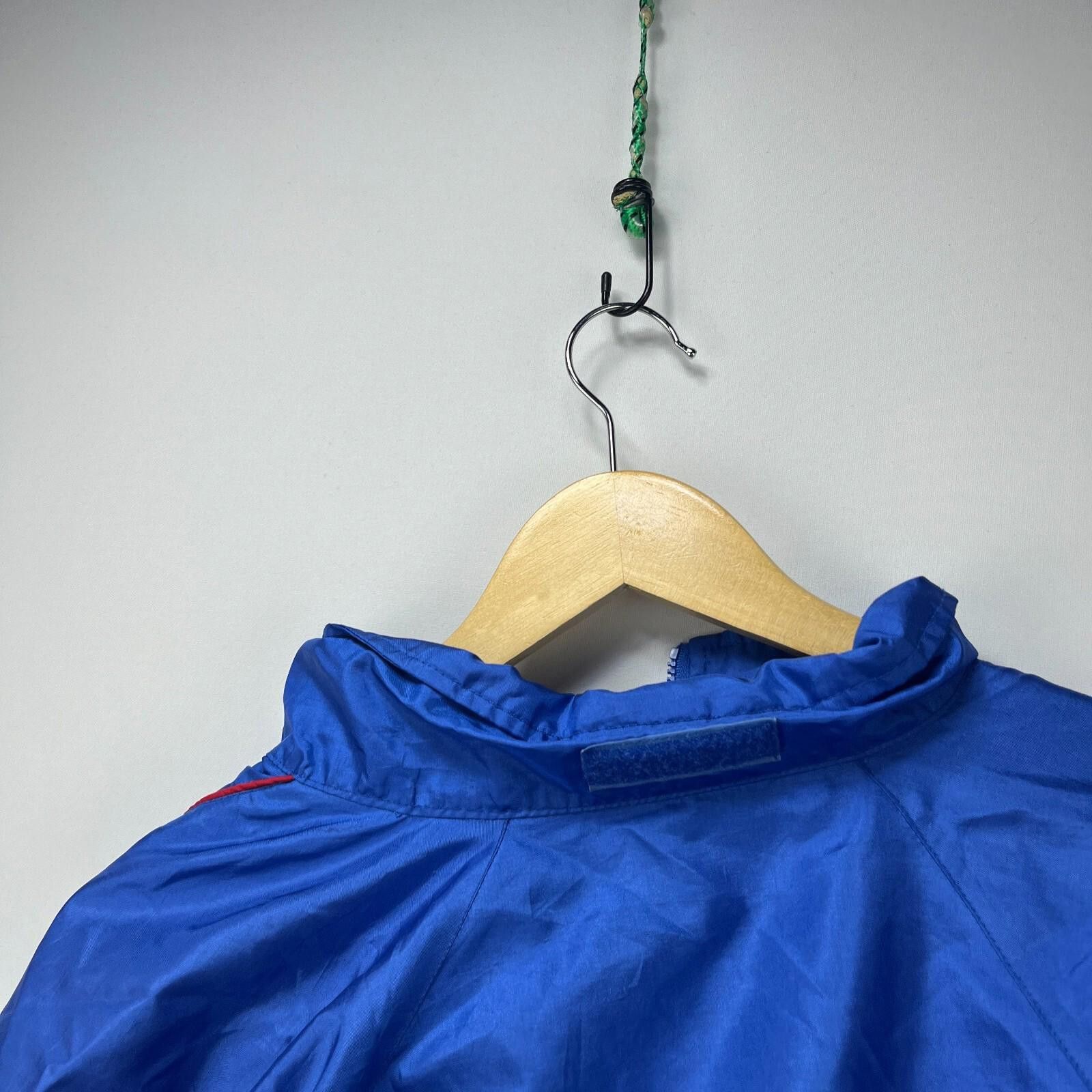 Asics Vintage '90s Asics Running Windbreaker Jacket Small Size US S / EU 44-46 / 1 - 11 Thumbnail