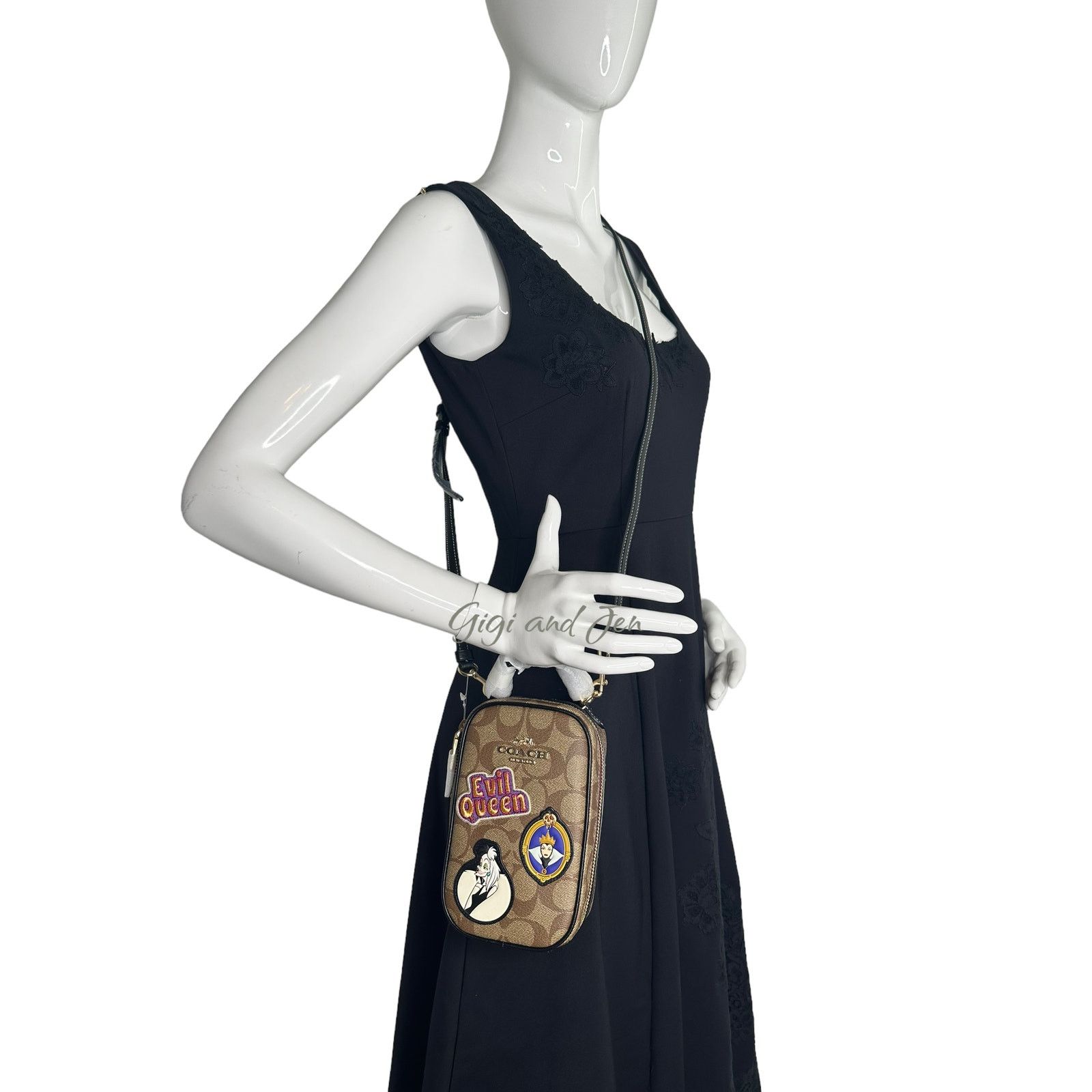 Coach Coach Disney Phone Crossbody In Signature Canvas W/ Patches Size ONE SIZE - 8 Thumbnail