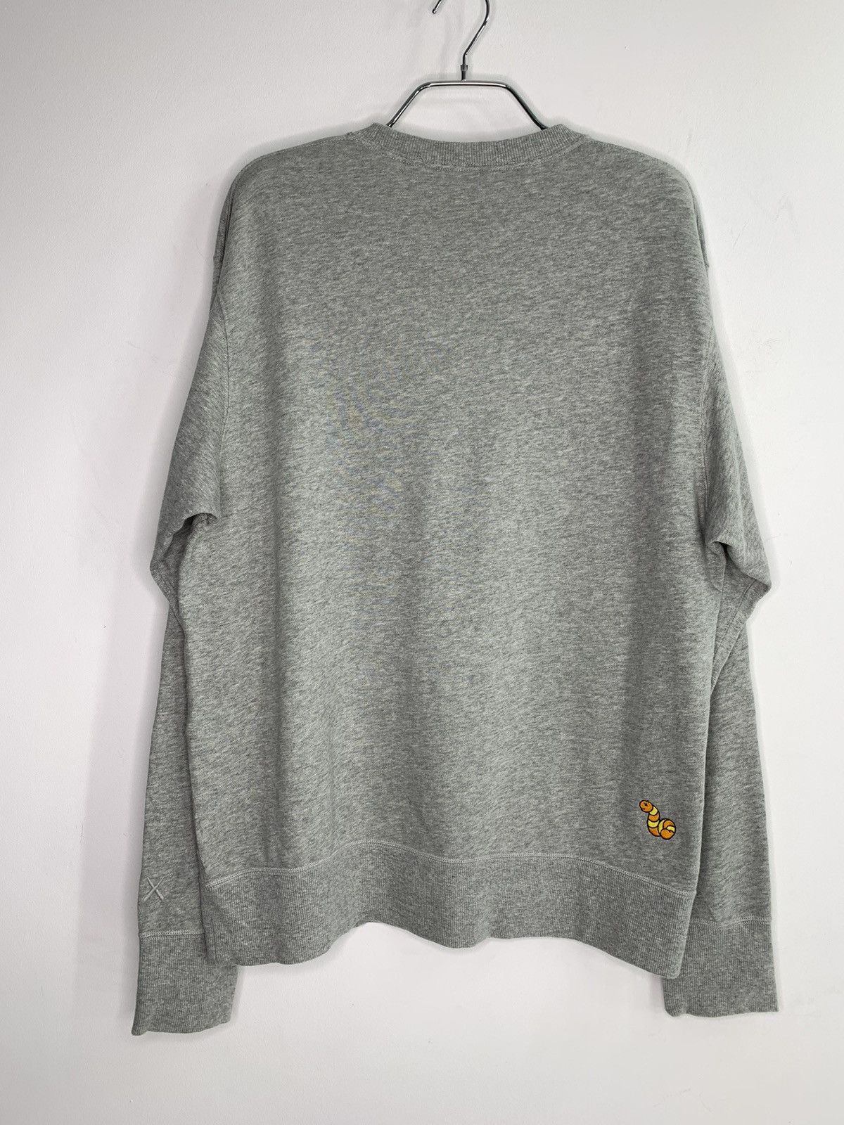 Kaws × Uniqlo Uniqlo x Kaws Sesame Street Sweatshirt M/L Size Size US M / EU 48-50 / 2 - 2 Thumbnail