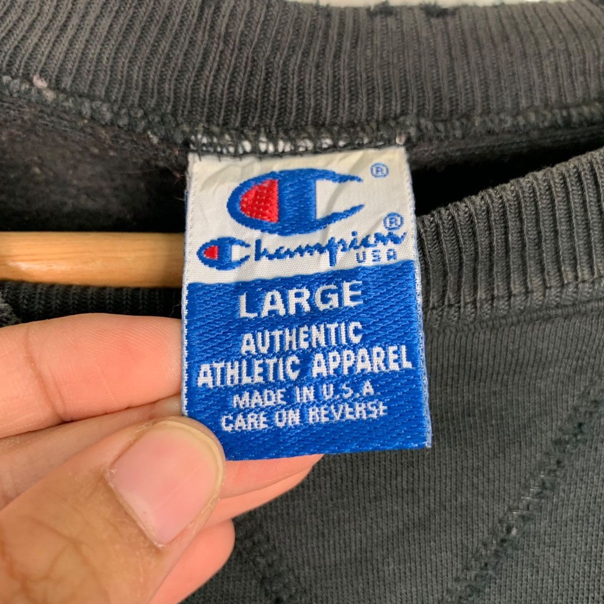 Champion CHAMPION Embroidery Small Logo Sweatshirts #0740-C34 Size US L / EU 52-54 / 3 - 11 Thumbnail
