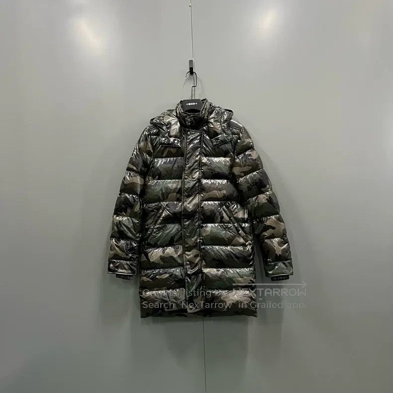 Valentino Valentino Camouflage down jacket Size US S / EU 44-46 / 1 - 1 Thumbnail