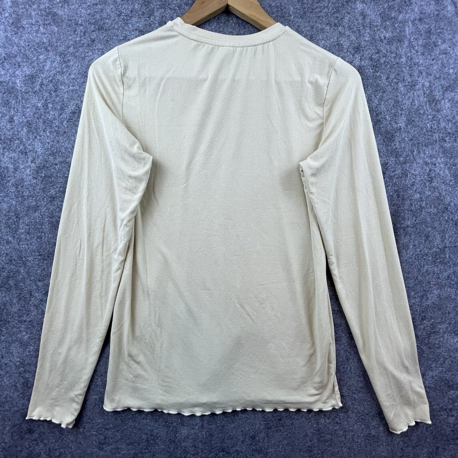 Outdoor Voices Outdoor Voices Knit Top Women Med Ribbed Sweater Lightweight Size M / US 6-8 / IT 42-44 - 2 Thumbnail