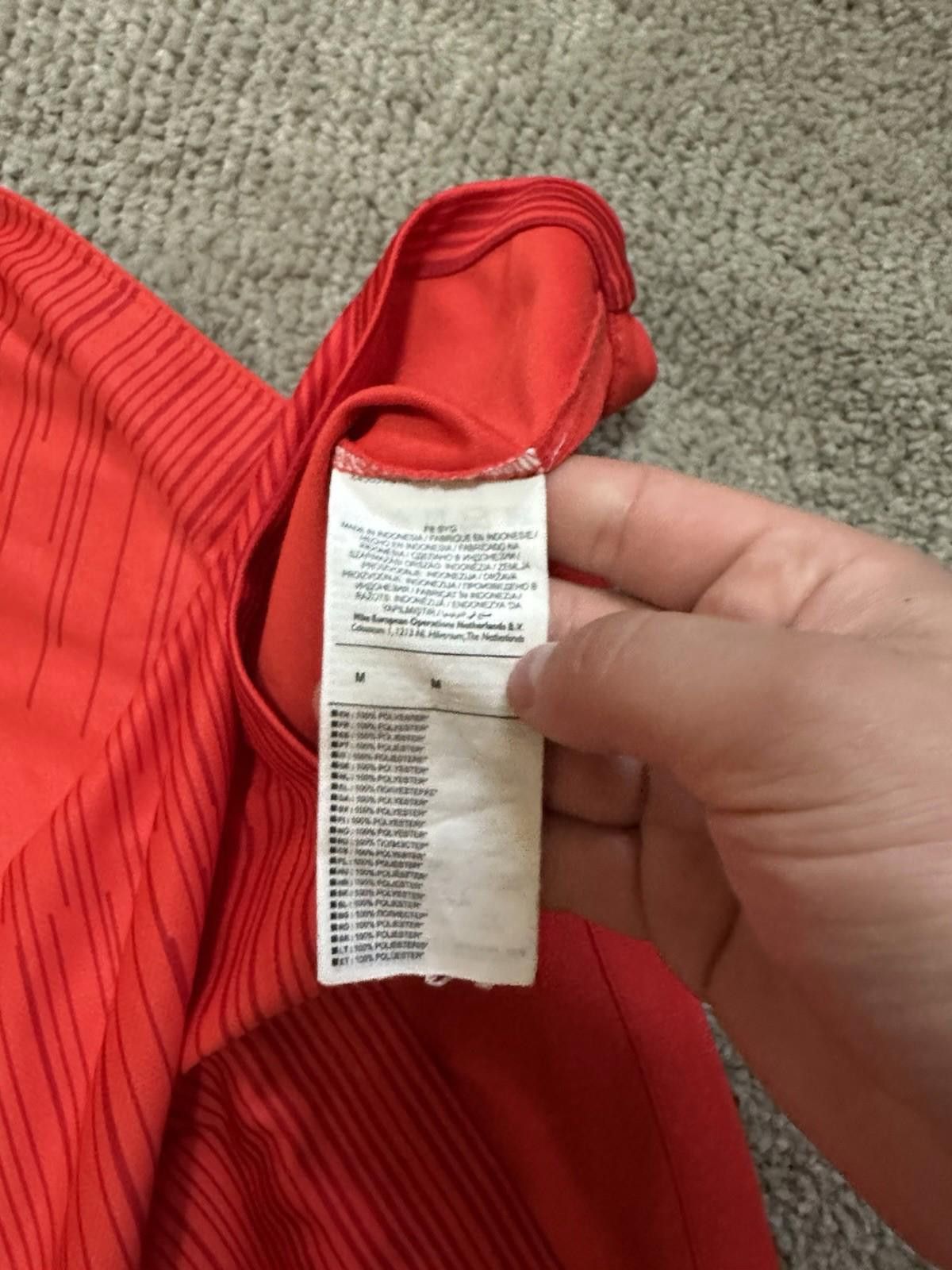 Nike ENGLAND 2018 2019 AWAY SHIRT FOOTBALL SOCCER JERSEY NIKE Size US M / EU 48-50 / 2 - 5 Thumbnail