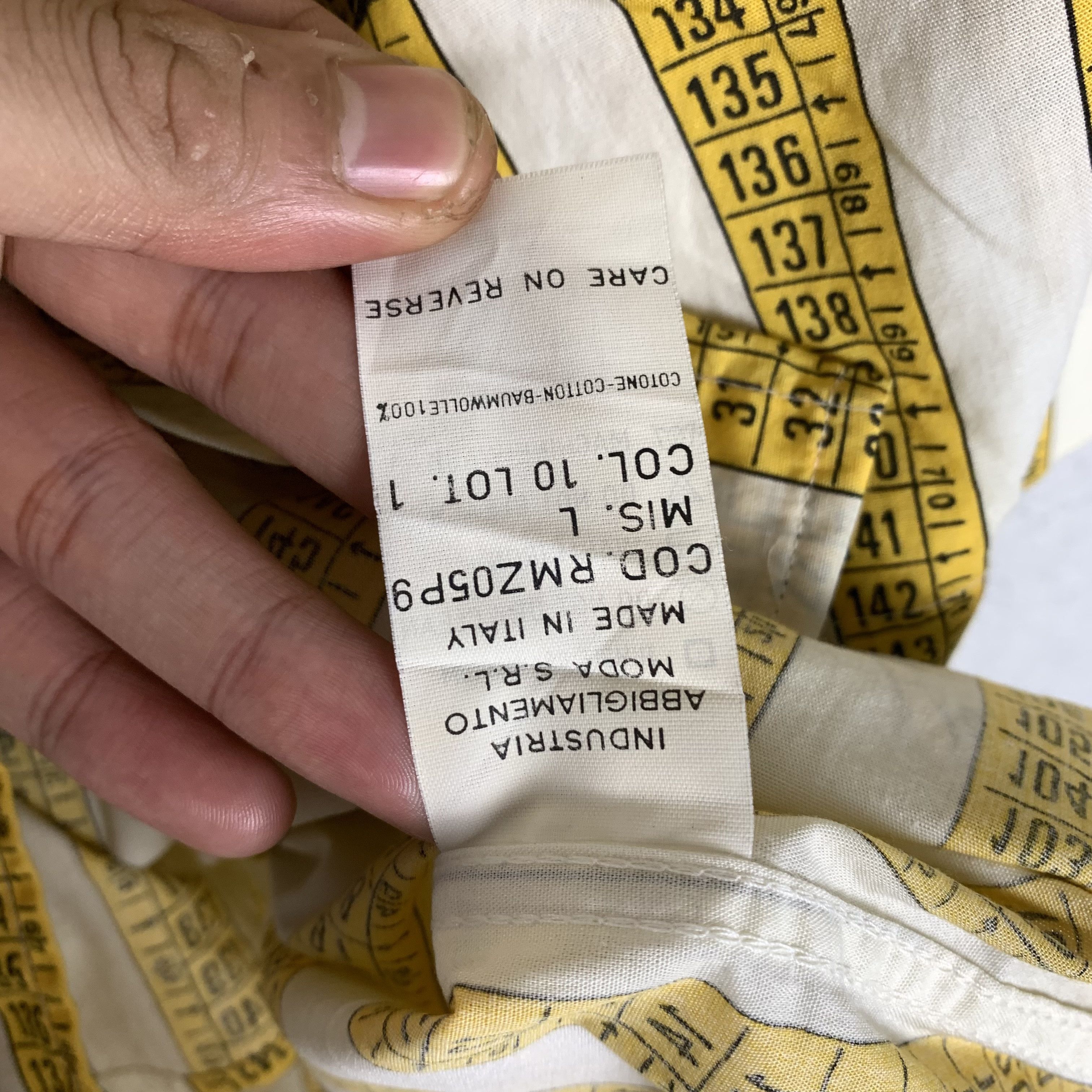 Moschino Vintage Moschino Measure Tape Ruler Tailor Shirt Size US L / EU 52-54 / 3 - 7 Thumbnail