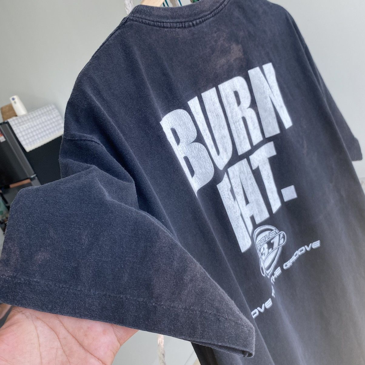 Band Tees Thrashed Faded Vintage 90s Burn Fat Radio ERD GRUNGE Tee Size US XL / EU 56 / 4 - 6 Thumbnail