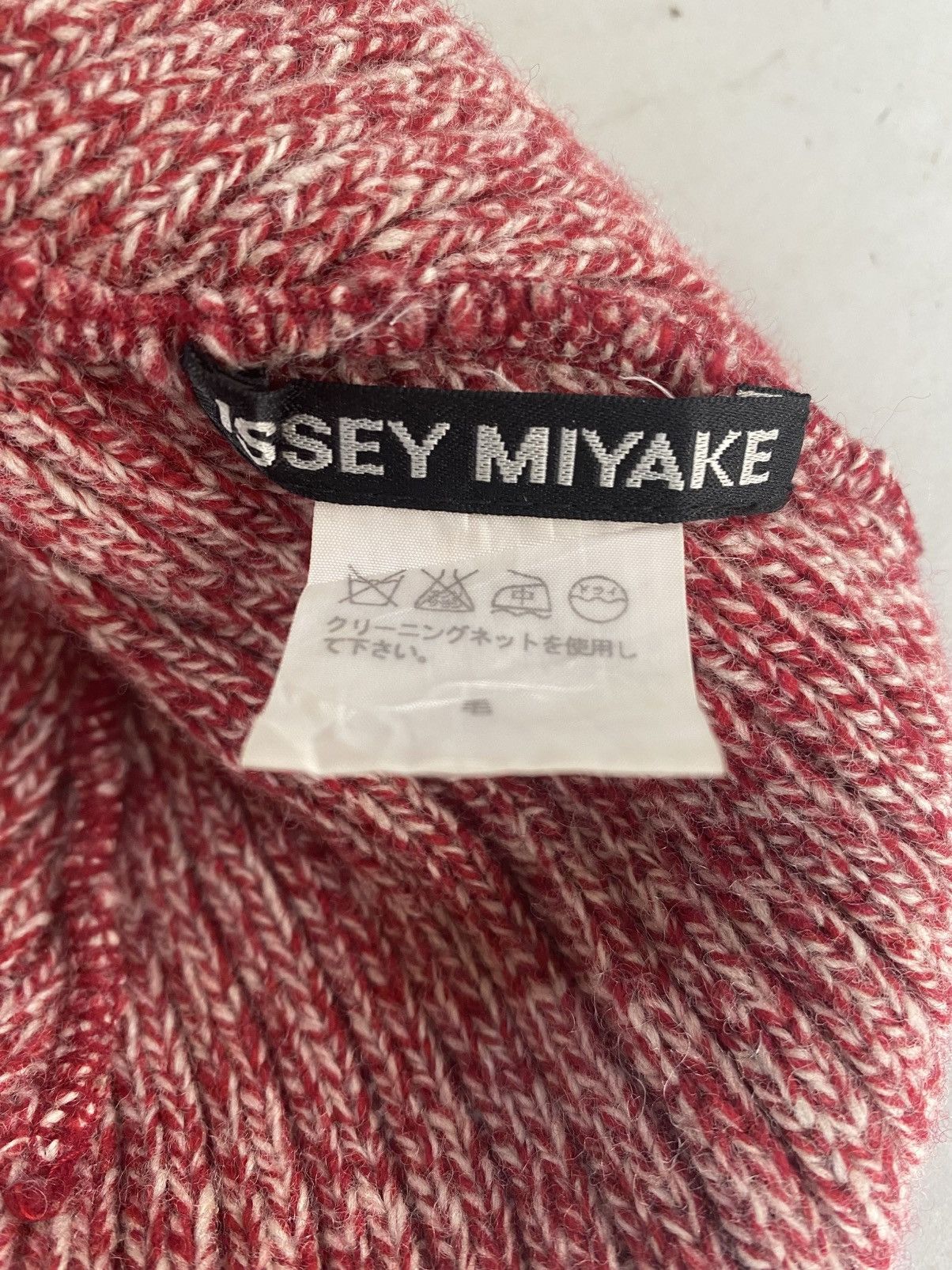 Issey Miyake issey miyake beanie Size ONE SIZE - 6 Thumbnail