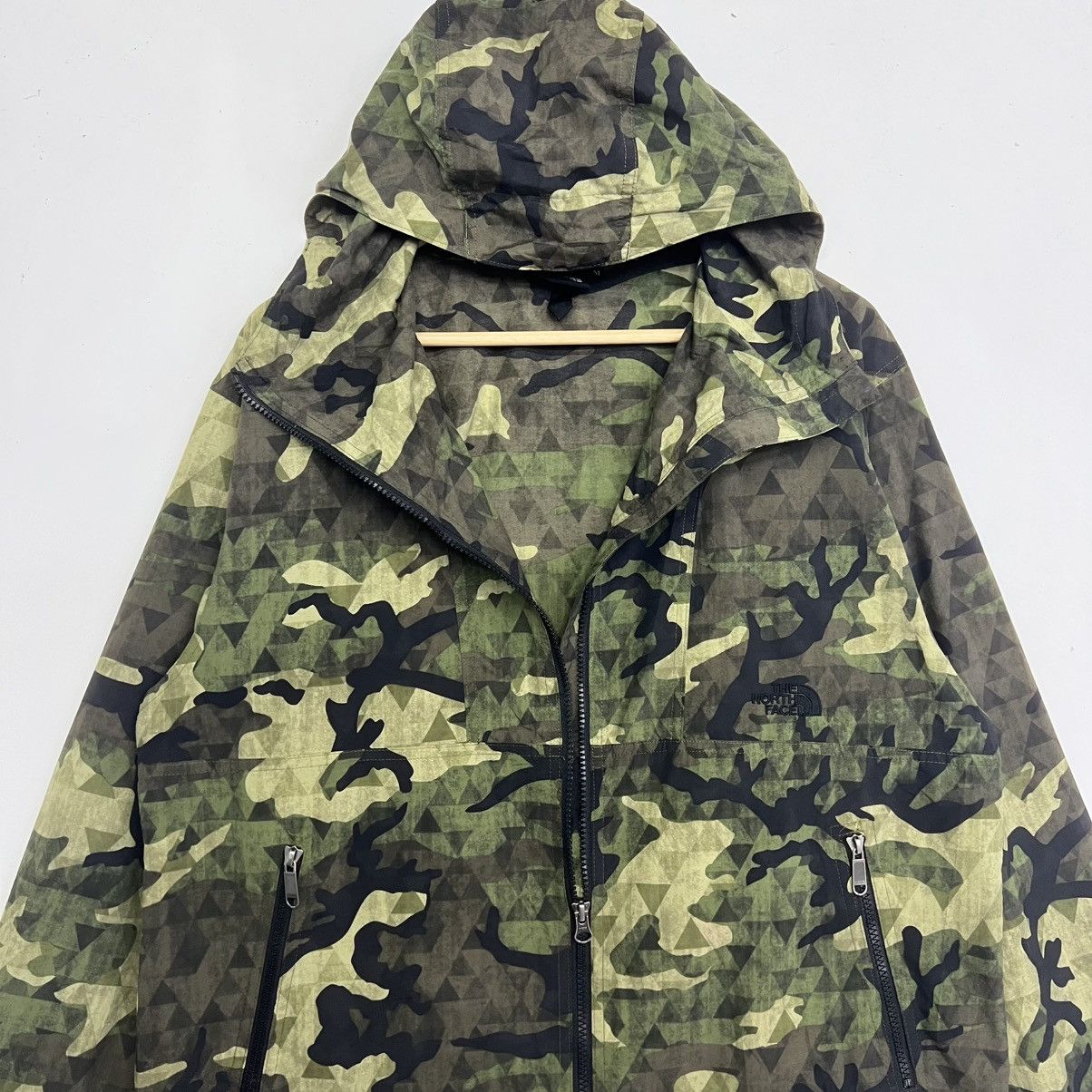 The North Face The North Face Light Mountain Parka Novelty Compact Jacket Size US M / EU 48-50 / 2 - 7 Thumbnail