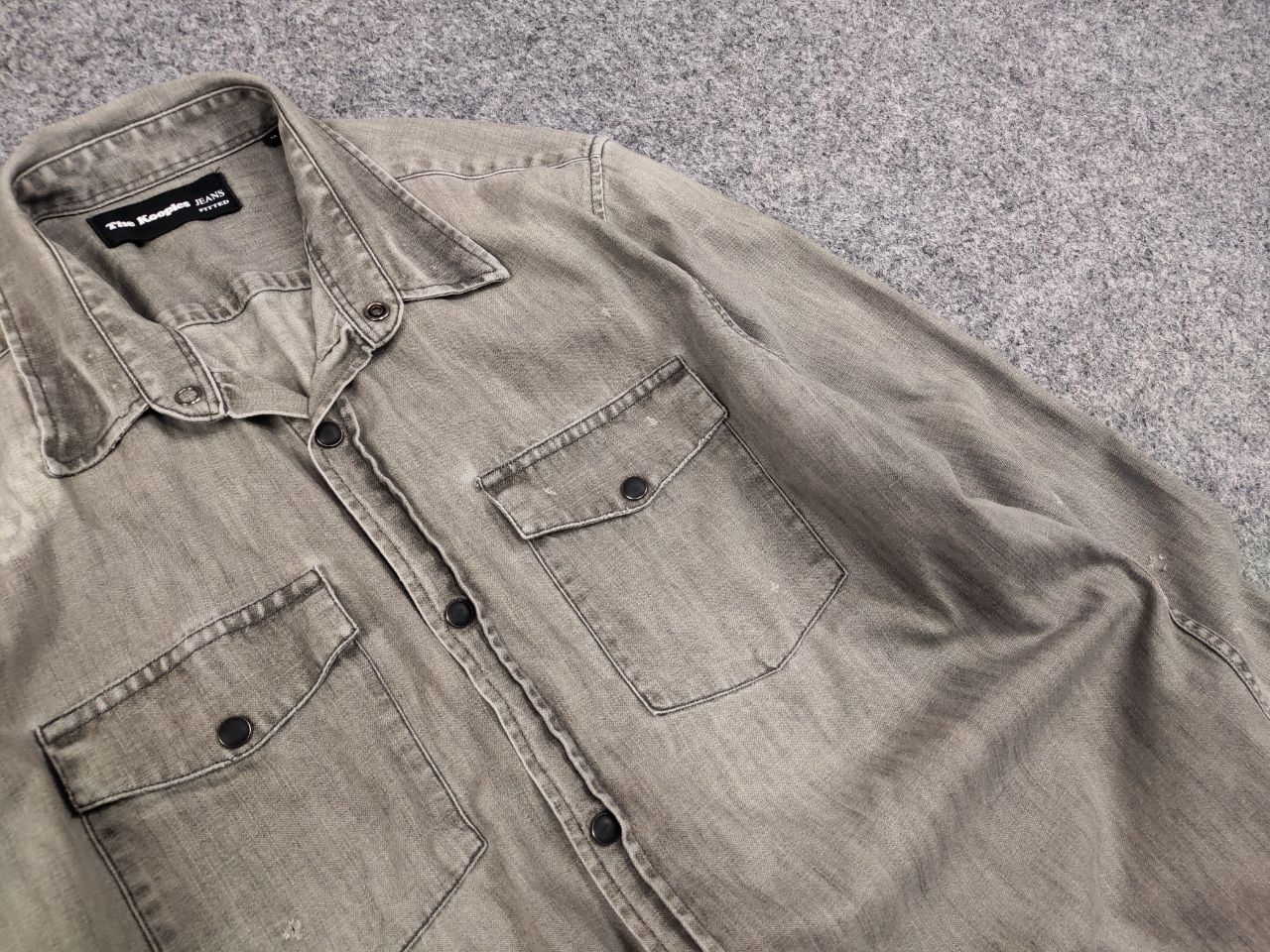 The Kooples The Kooples Jeans Fitted Distressed Button Denim Shirt Size US M / EU 48-50 / 2 - 12 Thumbnail