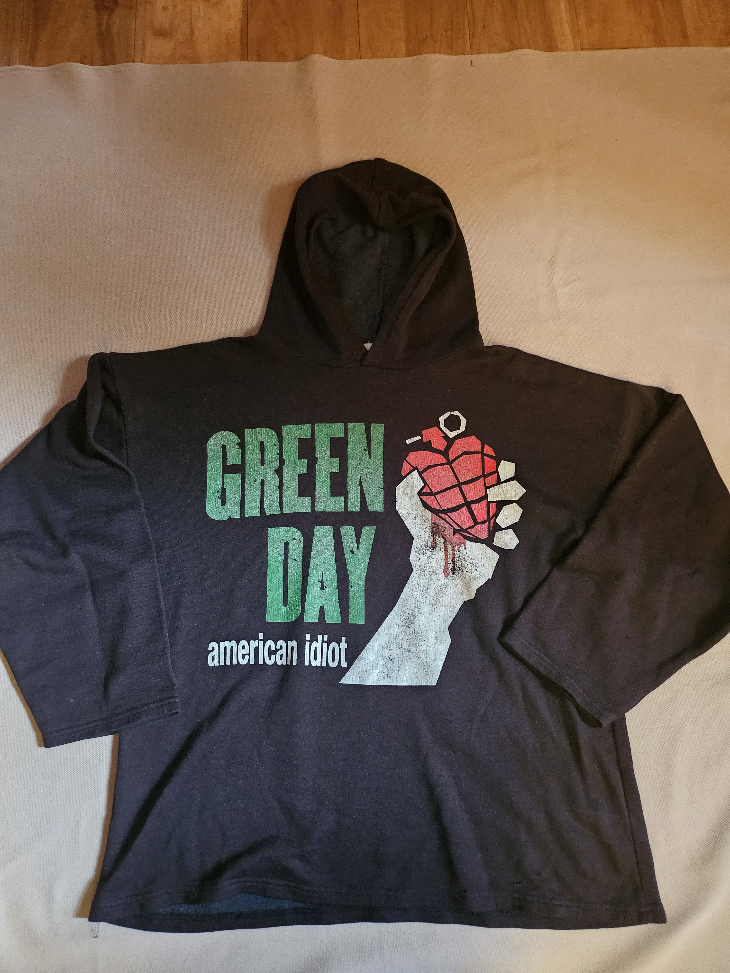 Vintage Green Day American Idiot Hoodie Size US L / EU 52-54 / 3 - 1 Thumbnail