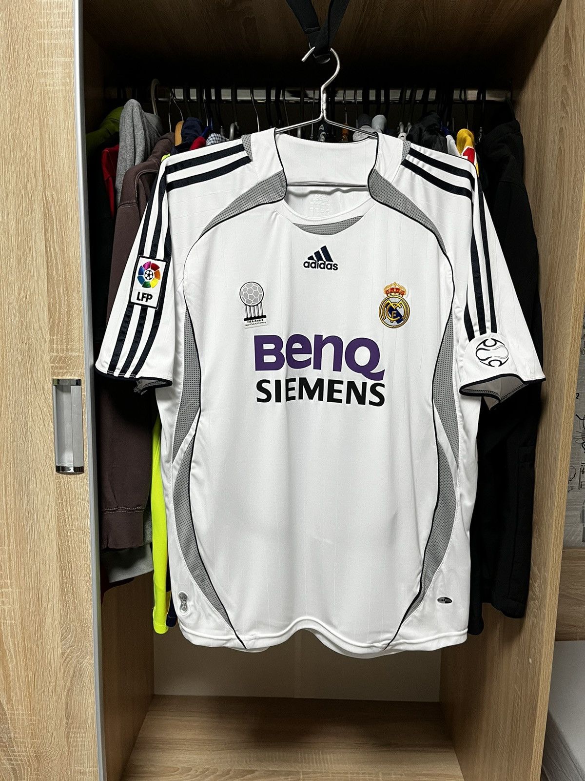 Soccer Jersey ⚽️Real Madrid Adidas Fifa Award Soccer Jersey Football