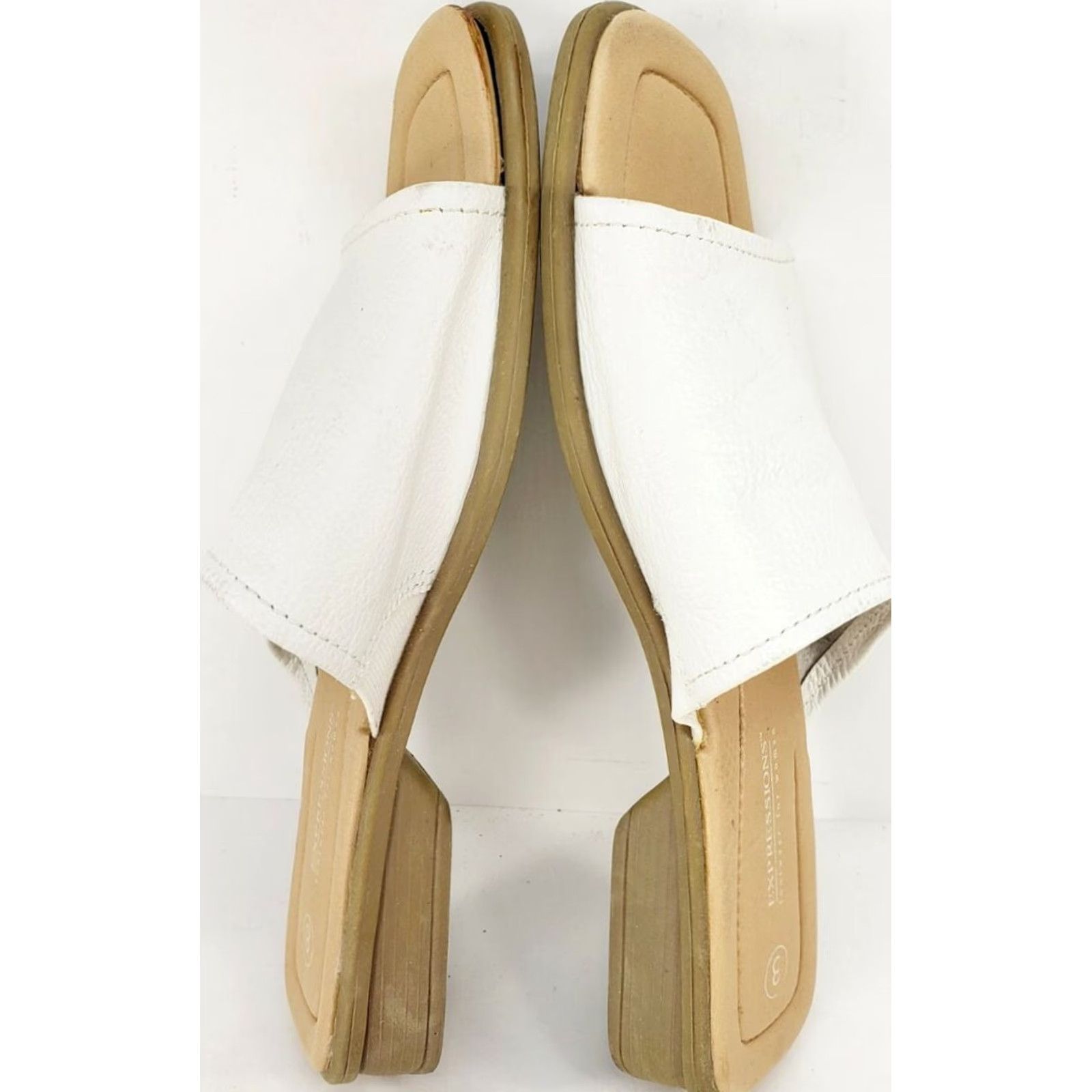 Vintage Expressions Womens 8M White Leather Single Crossover Slide Square Toe Sandals Size US 8 / IT 38 - 7 Thumbnail