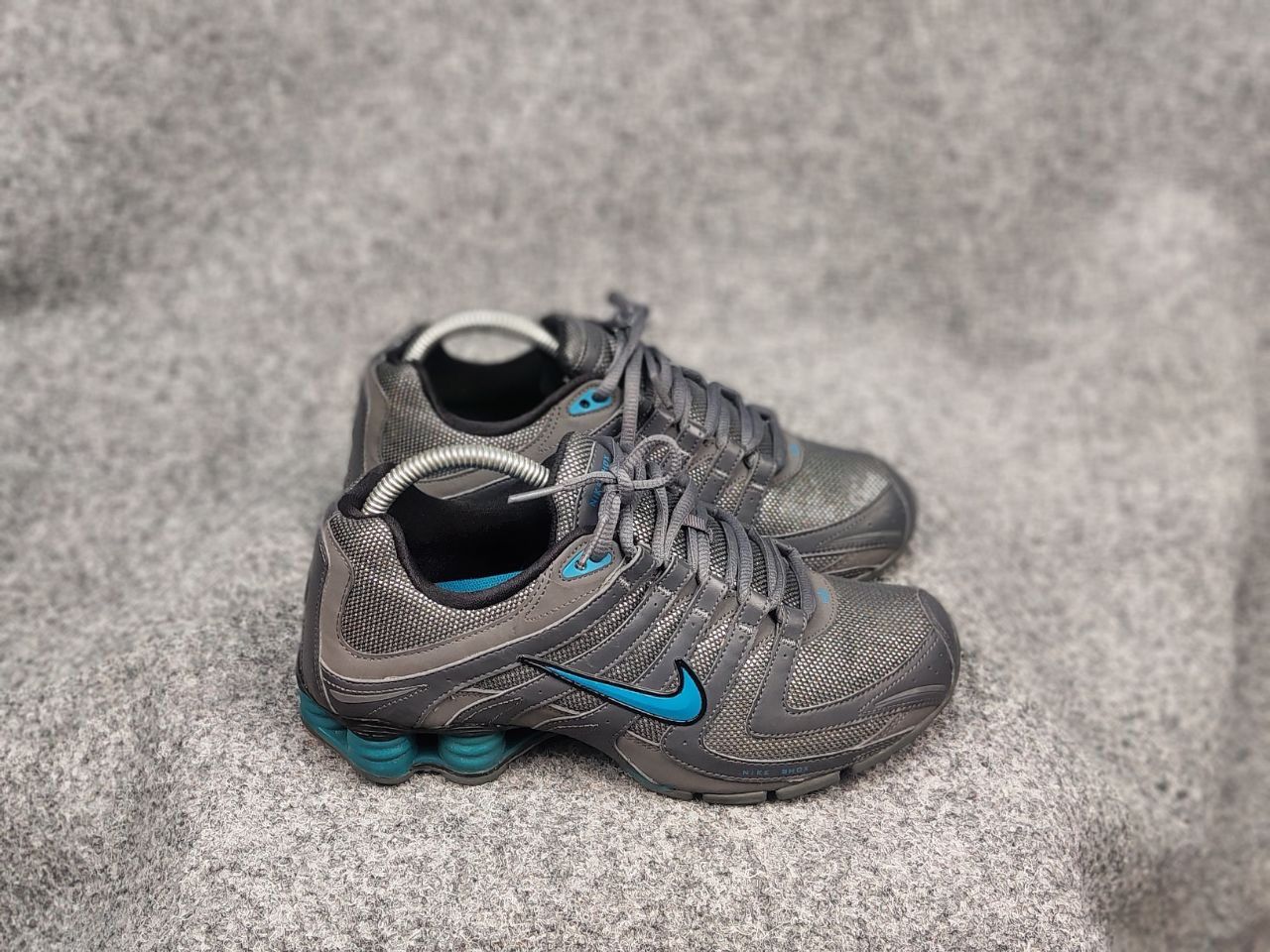 Nike Vintage Nike Shox NZ Cool Grey Cyber Y2K Style Sneakers Size US 7 / IT 37 - 3 Thumbnail