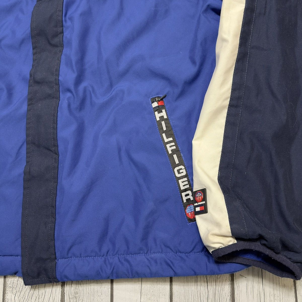 Tommy Hilfiger Vintage Tommy Hilfiger reversible jacket Size US XL / EU 56 / 4 - 6 Thumbnail