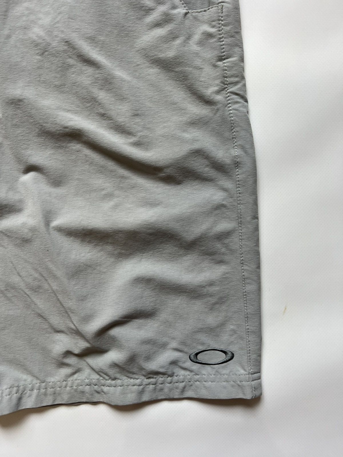 Oakley Oakley Grey Basic Shorts Mens Tactical Size US 34 / EU 50 - 2 Thumbnail