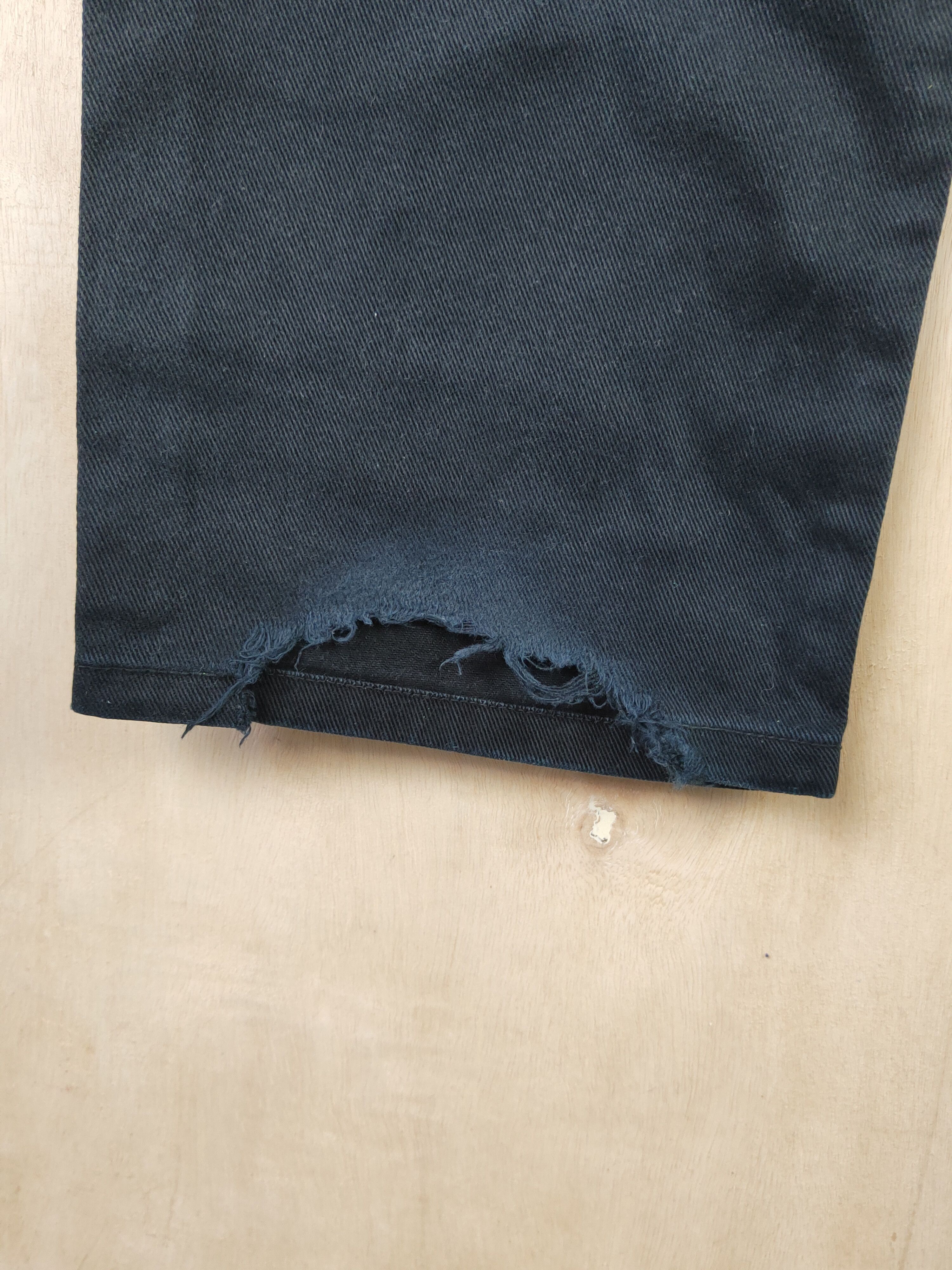Japanese Brand Japanese Brand Black Distressed Ripped Jeans #S2489 Size US 32 / EU 48 - 10 Thumbnail