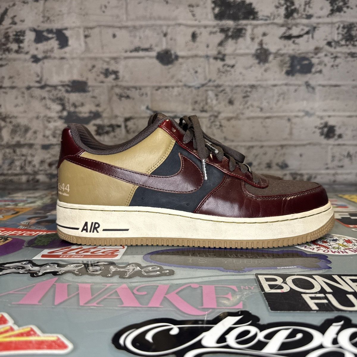 Nike Nike Air Force 1 Low DJ Clark Kent East VS West Sz 9.5 2009 Size US 9.5 / EU 42-43 - 3 Thumbnail