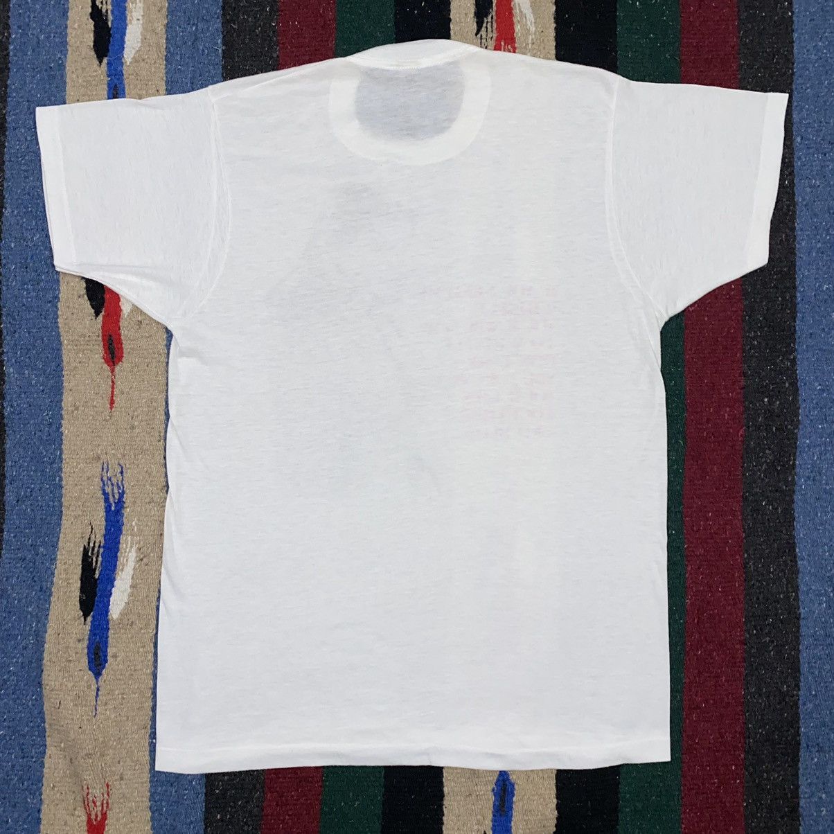 Vintage VINTAGE 80S TO HAVE AND HAVE NOT MOVIE T-SHIRT Size US M / EU 48-50 / 2 - 4 Thumbnail