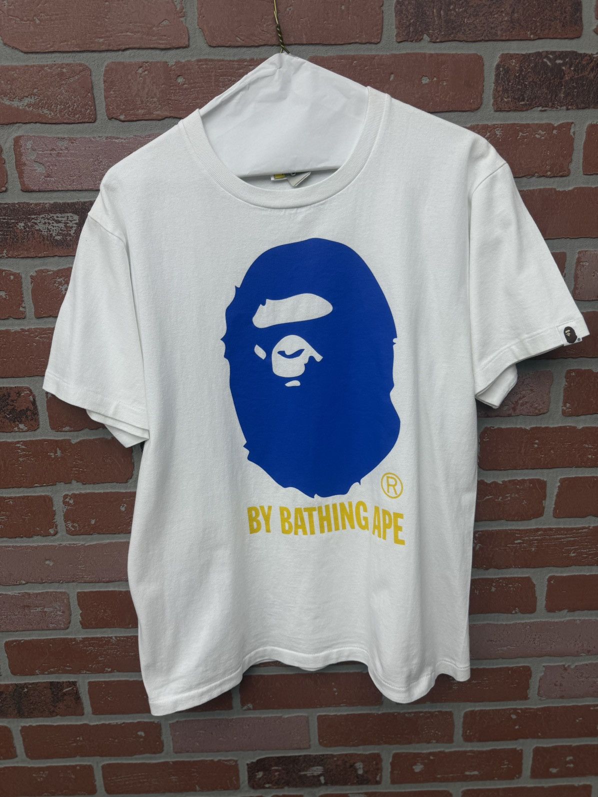 Bape Bape Ape Blue Yellow Head Tee Size M 🧼 Size US M / EU 48-50 / 2 - 2 Thumbnail