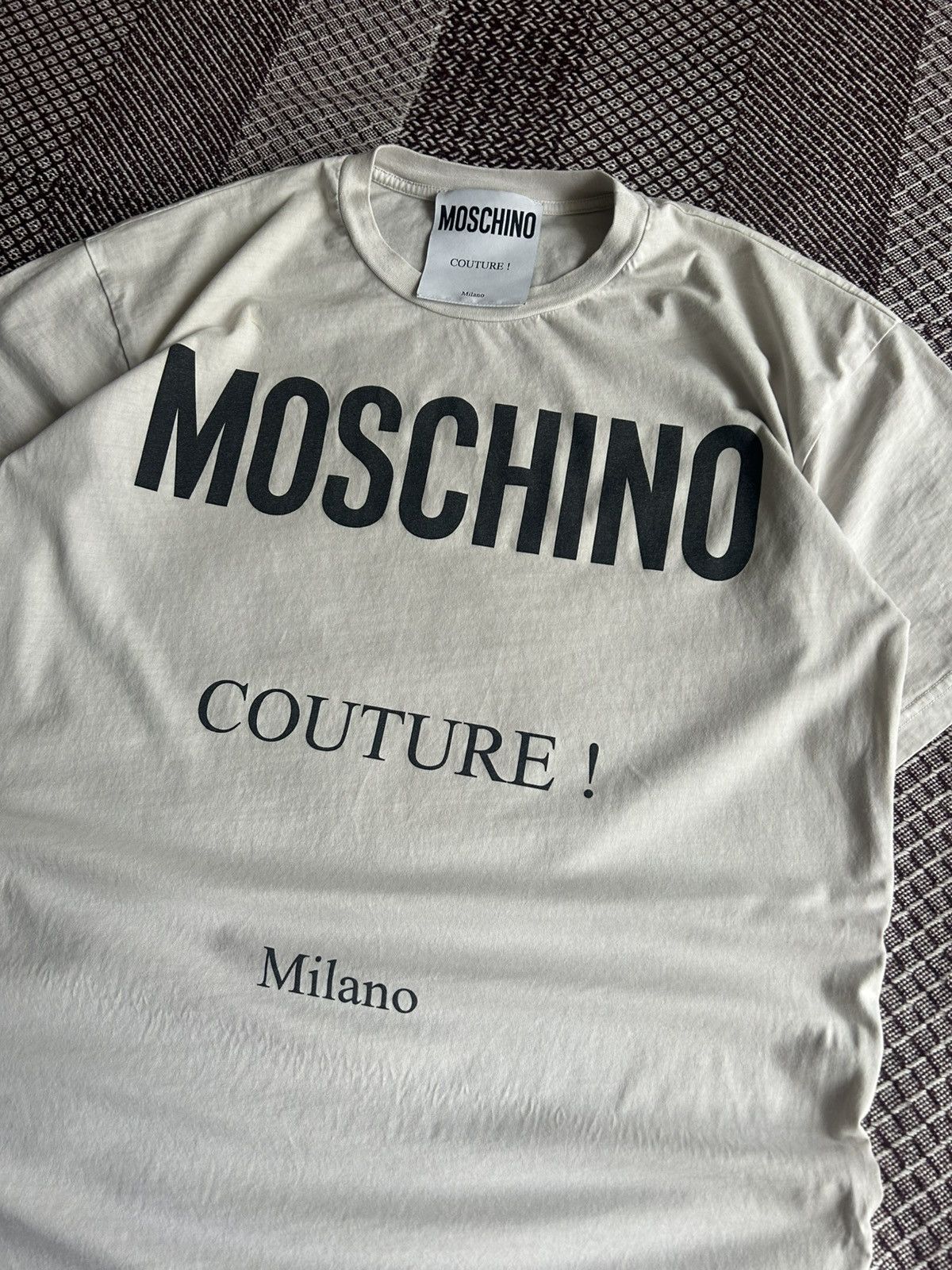 Moschino Moschino Couture Milano T-shirt Luxury Type Unisex Size M Size US M / EU 48-50 / 2 - 4 Thumbnail